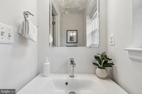 Tiny photo for 201 Longview Drive, ALEXANDRIA, VA 22314 (MLS # VAAX2060370)