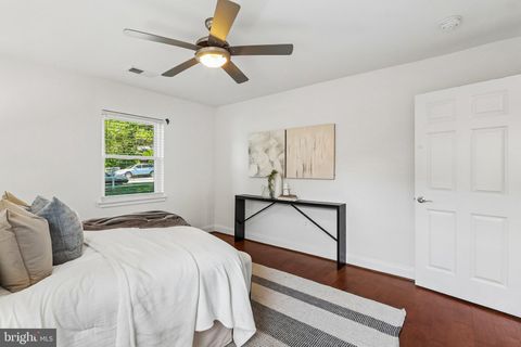 Tiny photo for 201 Longview Drive, ALEXANDRIA, VA 22314 (MLS # VAAX2060370)