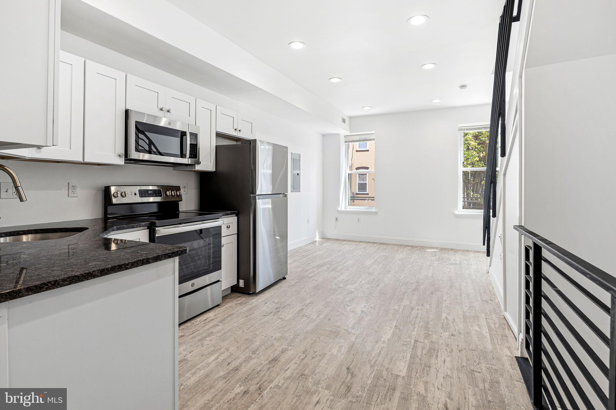 NORRIS SQUARE - Residential Income