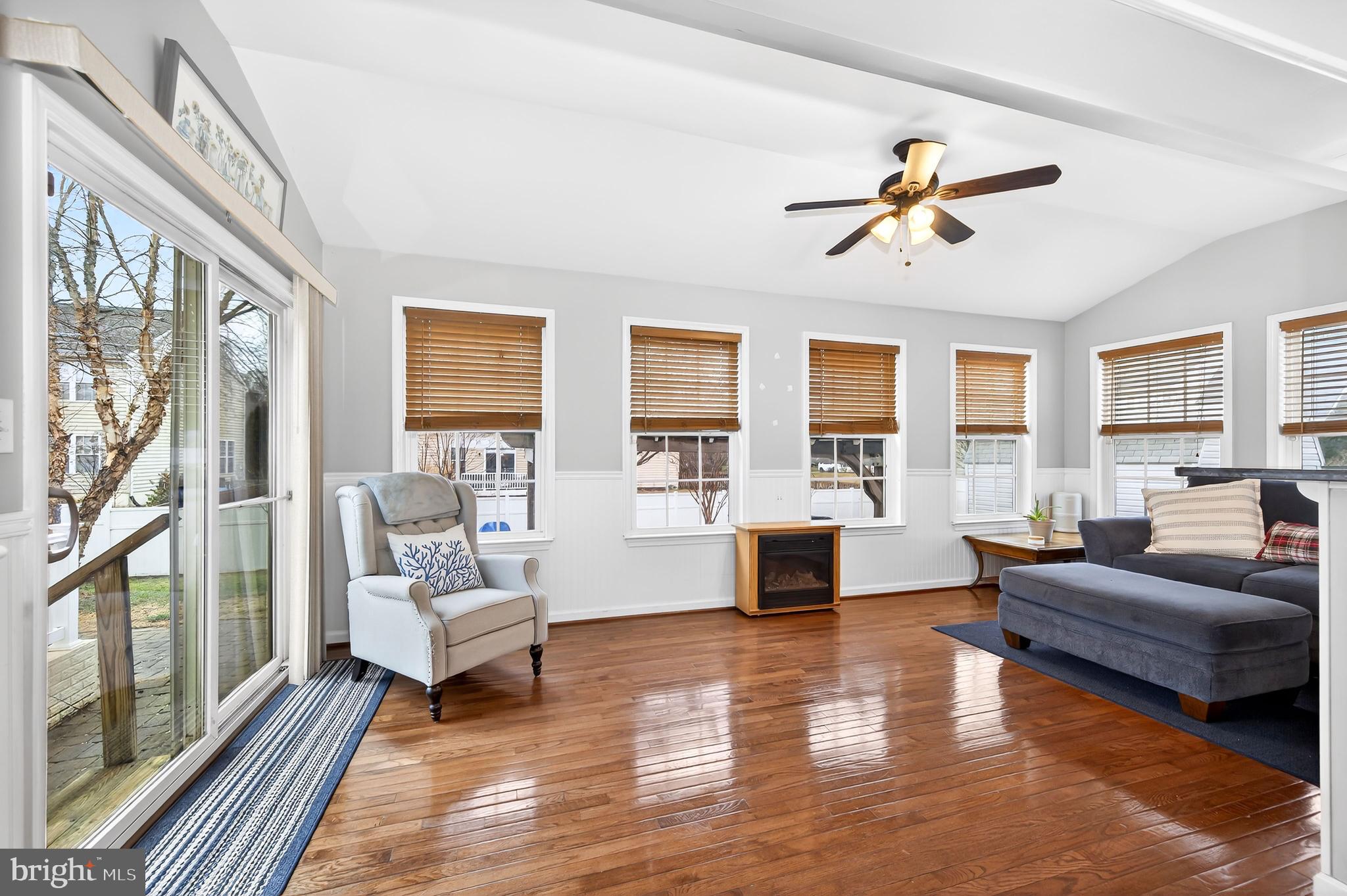 COVENTRY FARMS - Residential