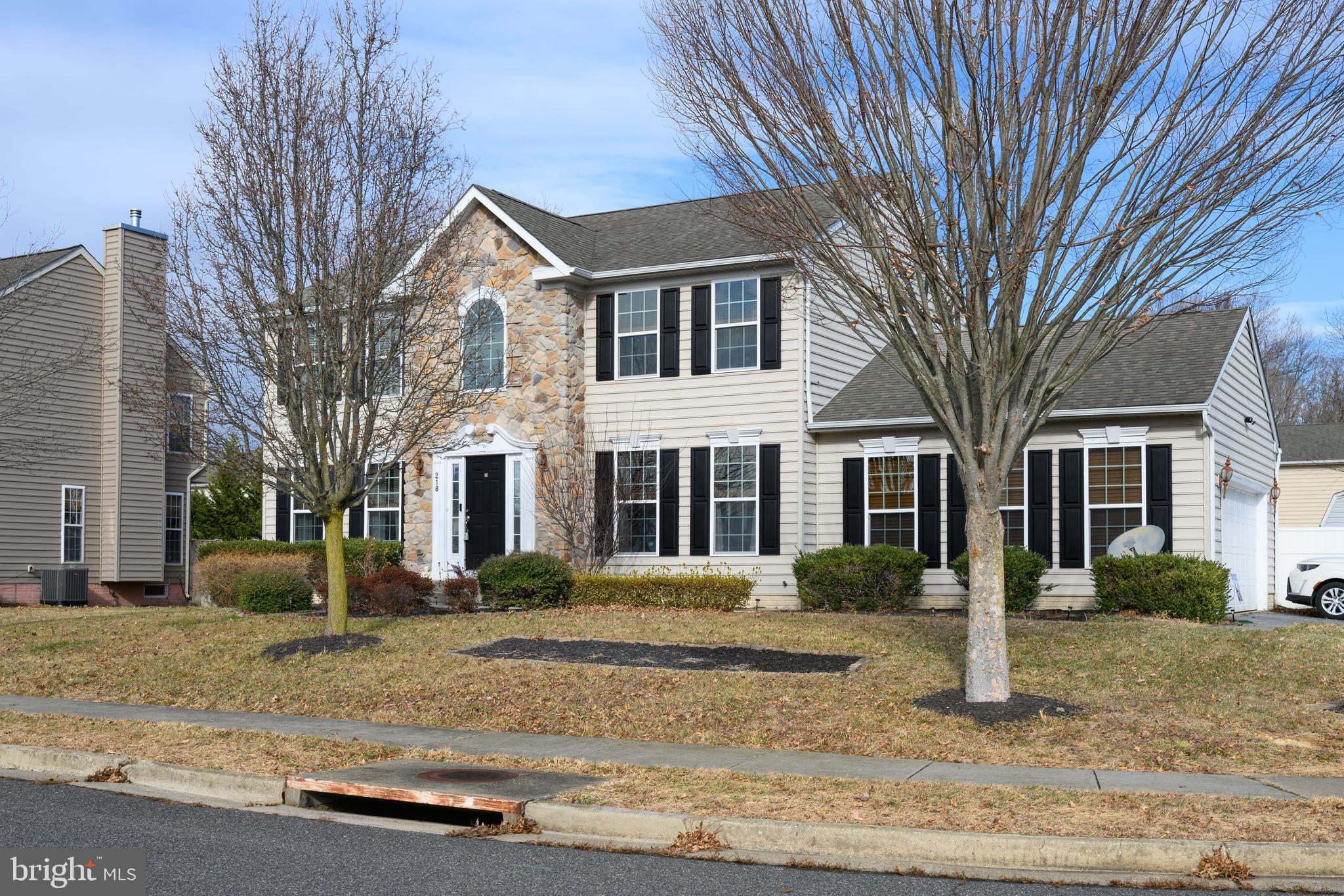 COVENTRY FARMS - Residential