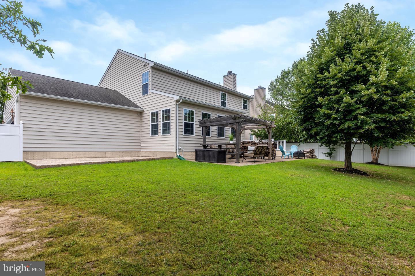 COVENTRY FARMS - Residential