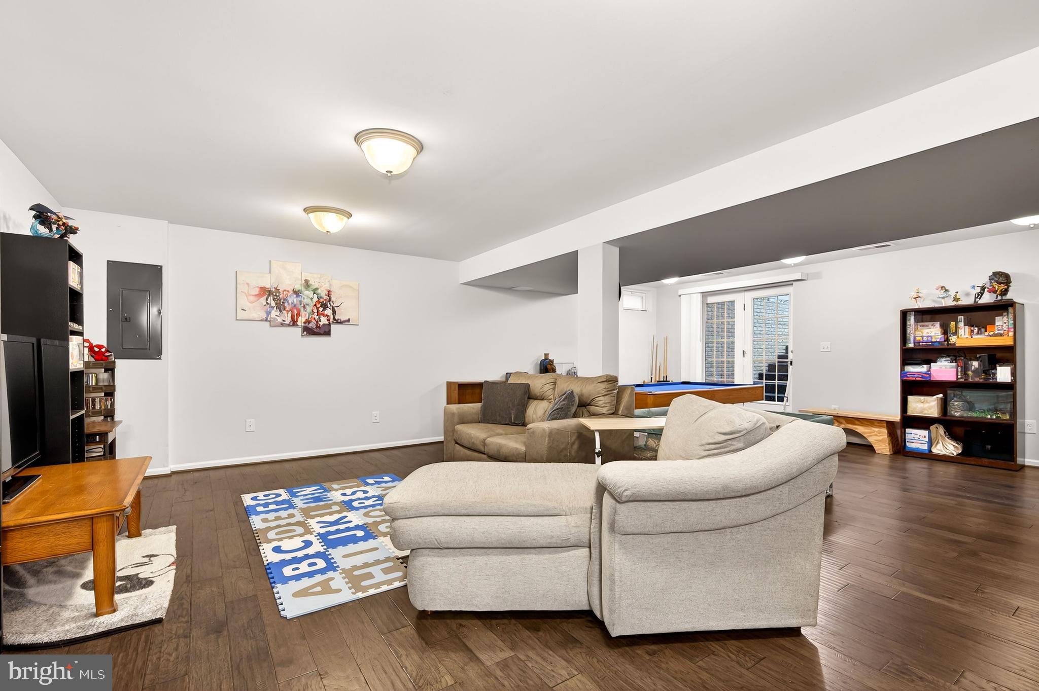 COVENTRY FARMS - Residential