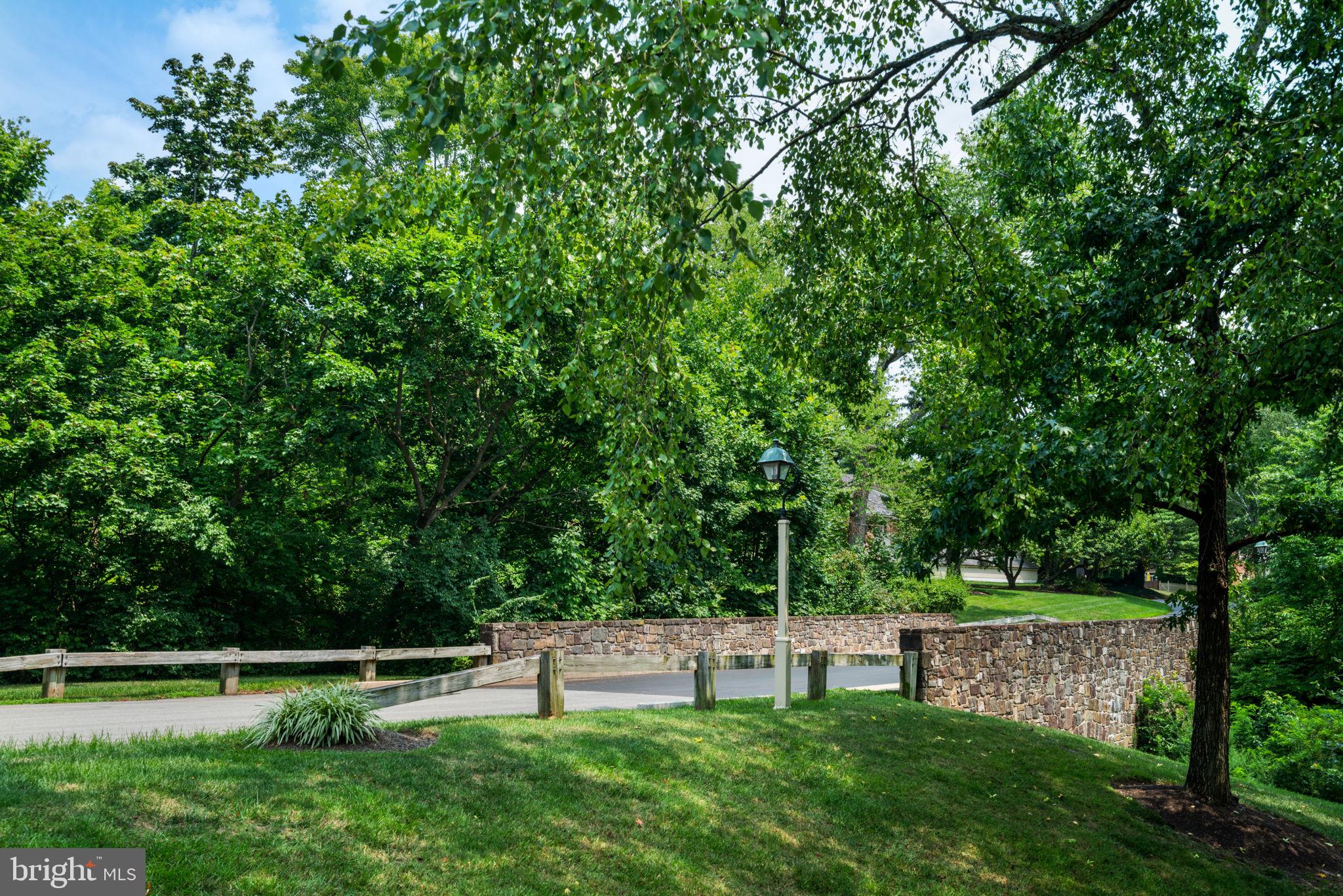 WILLOWMERE - Residential