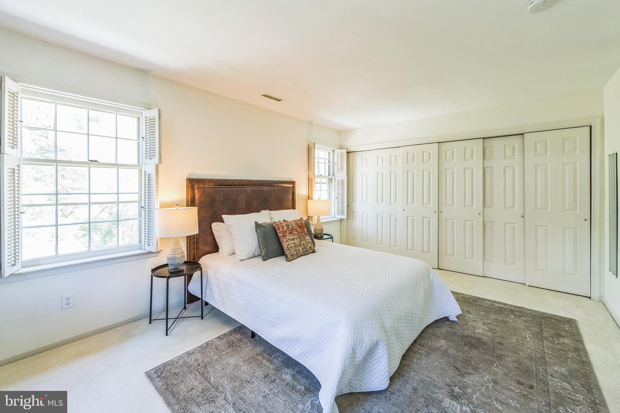 WILLOWMERE - Residential