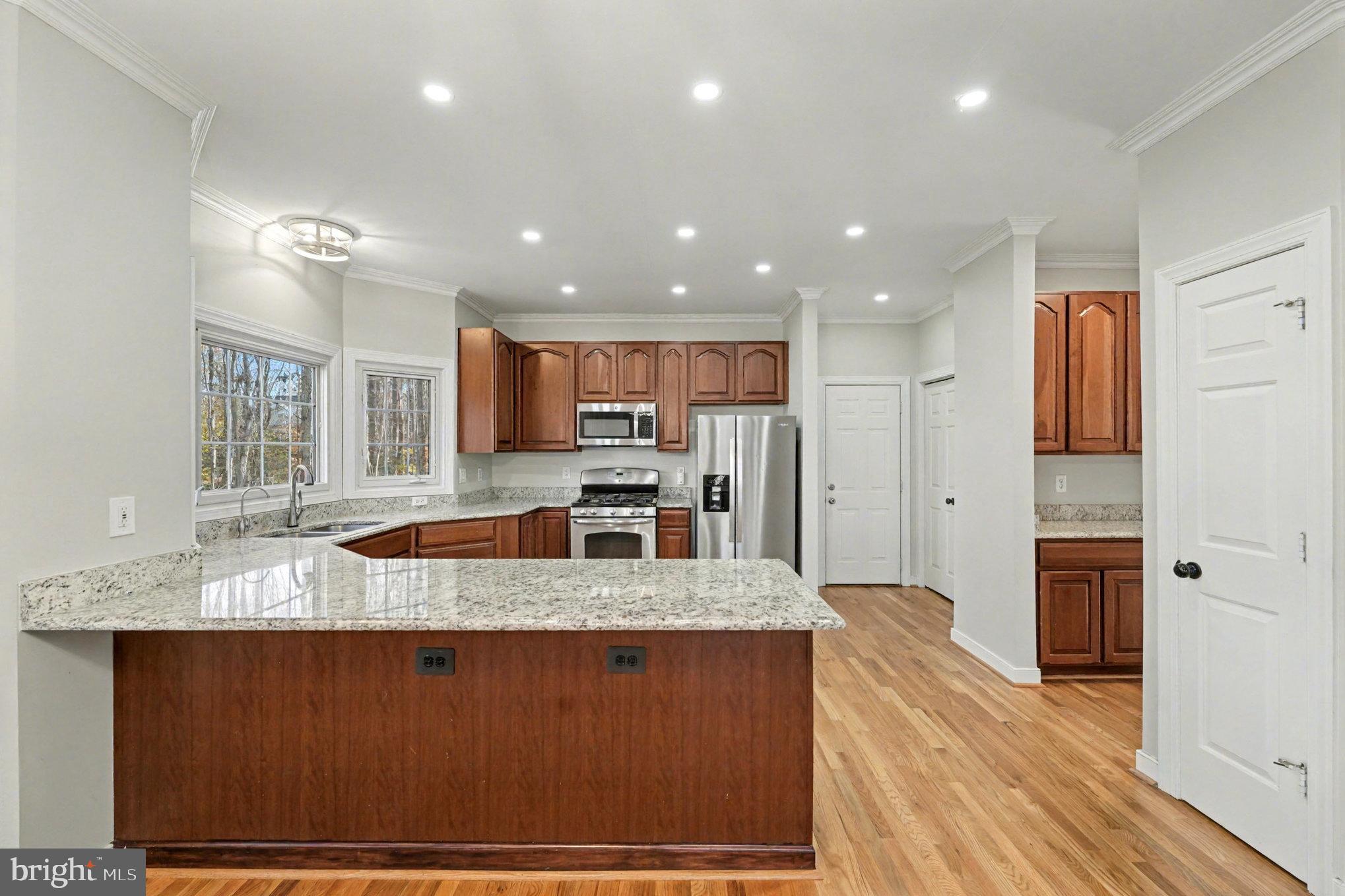 ESTATES OF CHANCELLORSVILLE - Residential