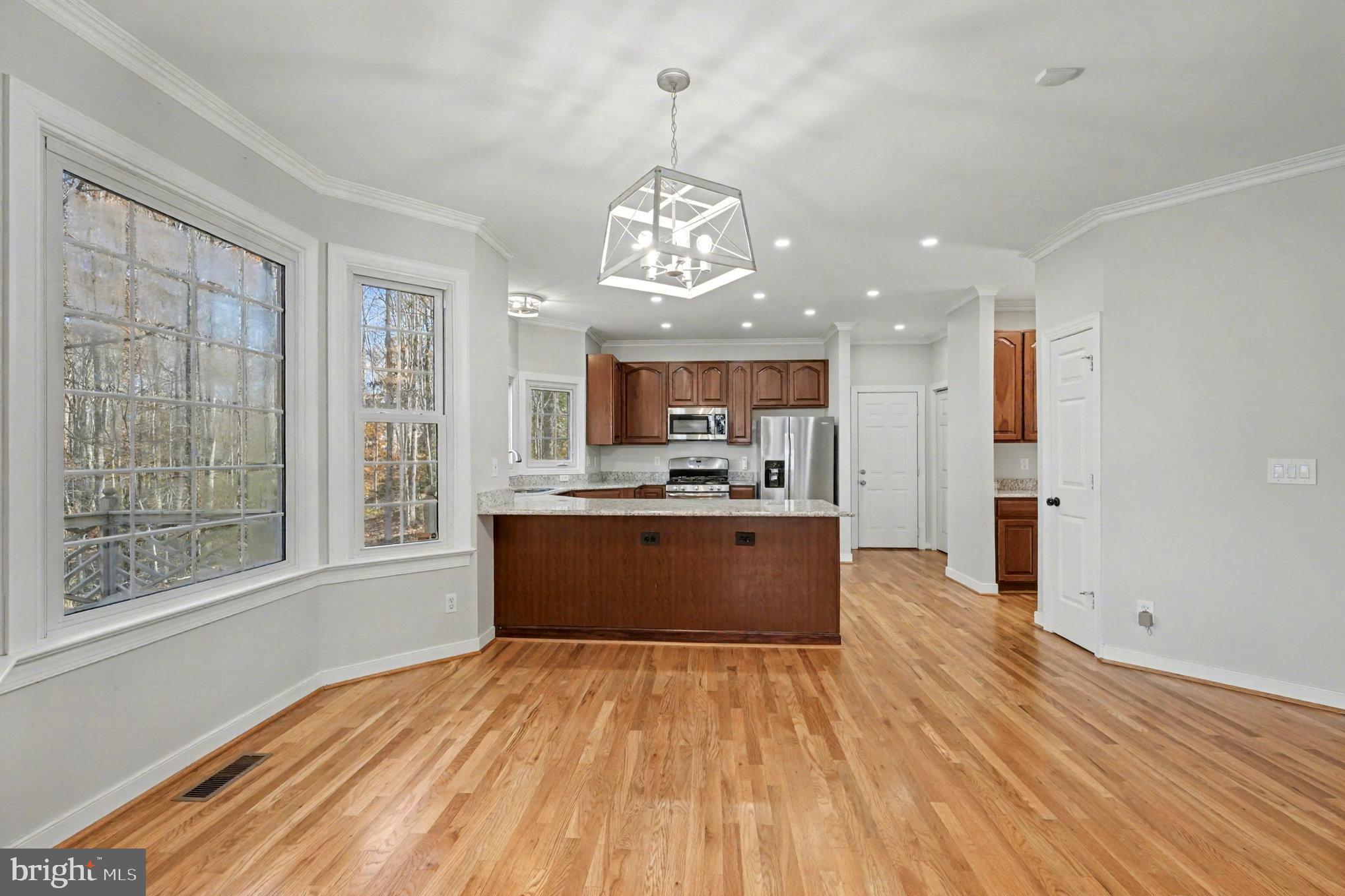 ESTATES OF CHANCELLORSVILLE - Residential