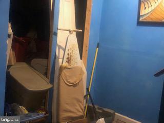 CHASE MANOR - Residential