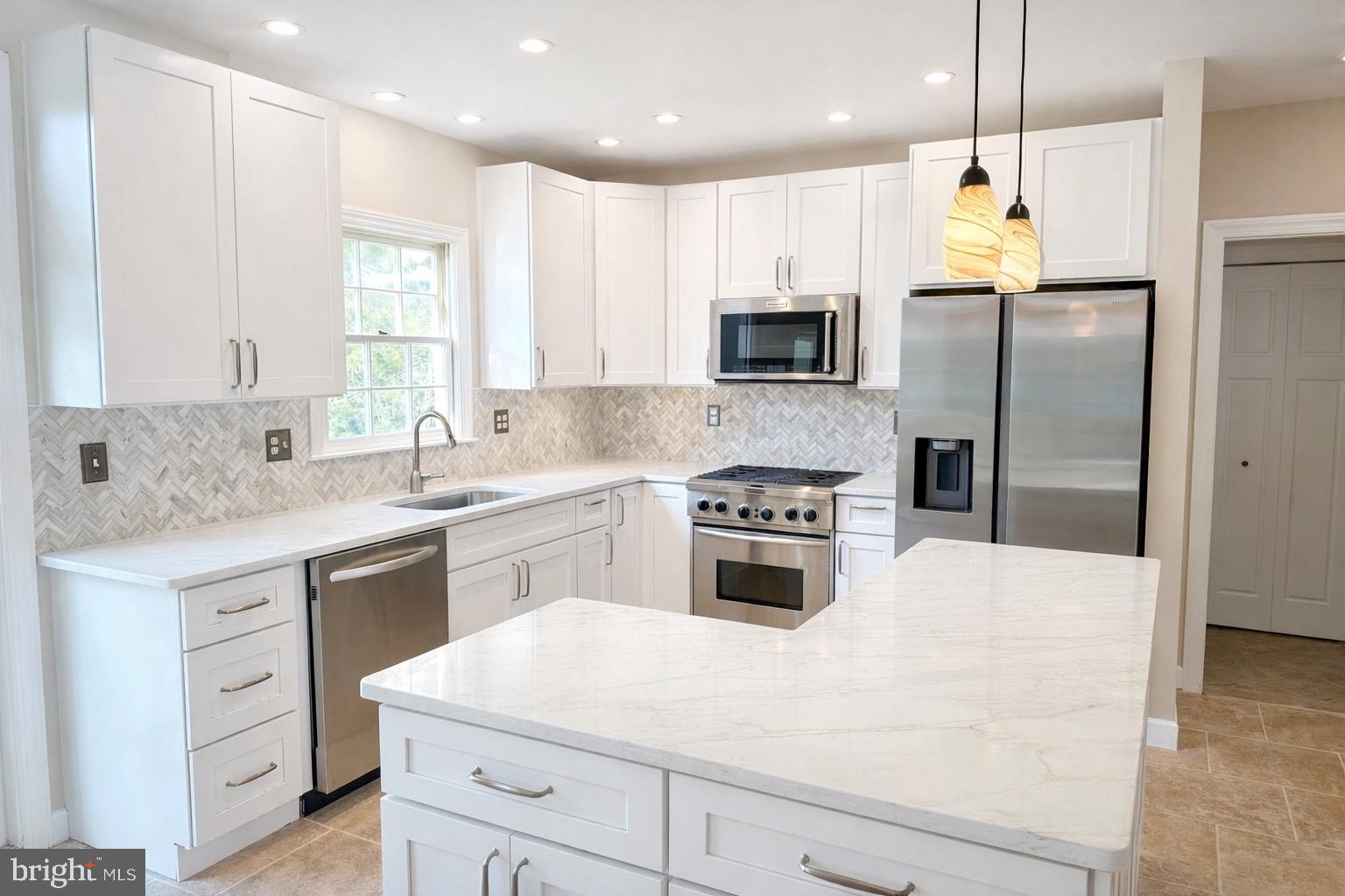 9849 SOUTH PARK CIRCLE