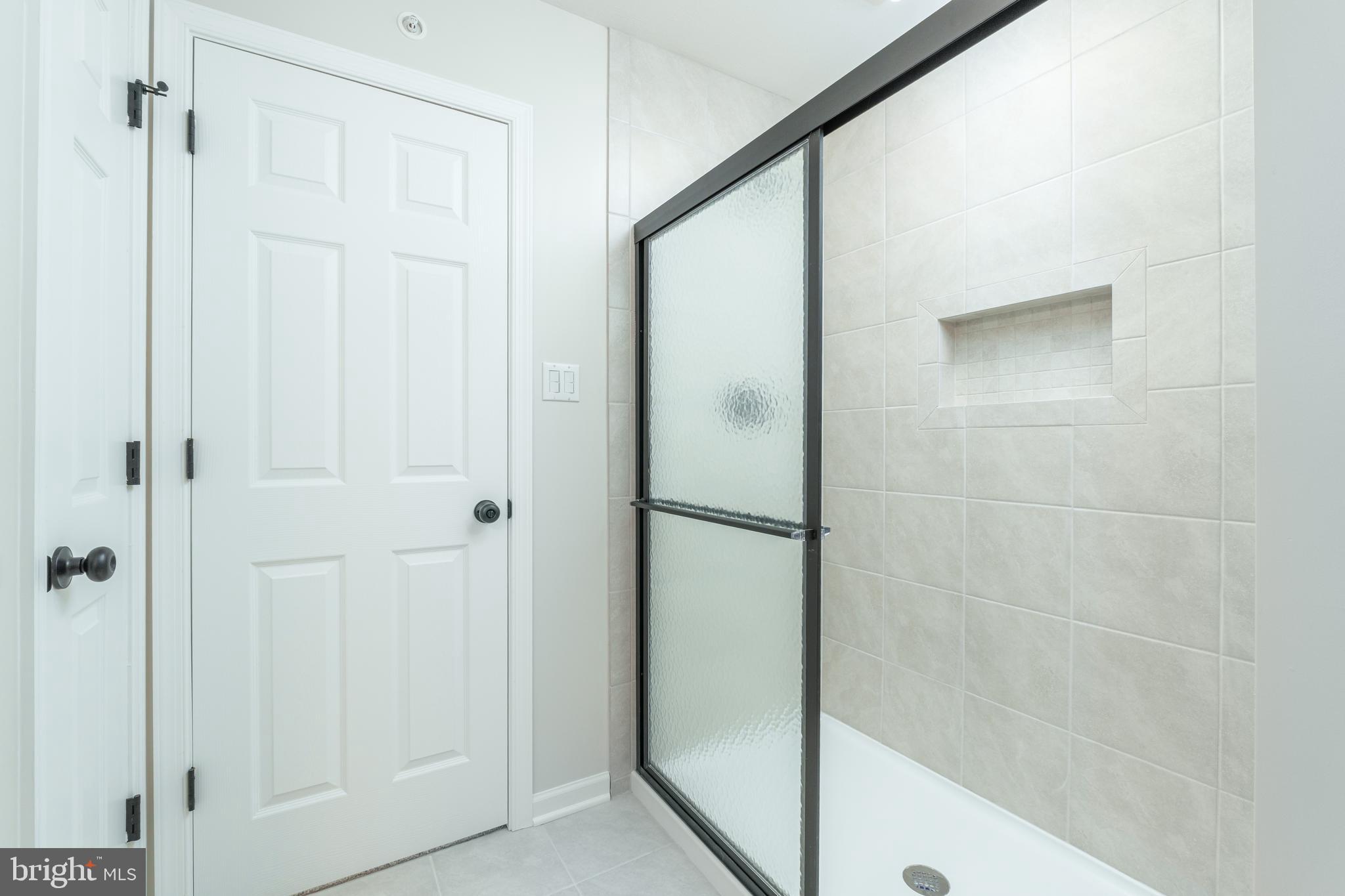 GRAYS POINTE - Residential