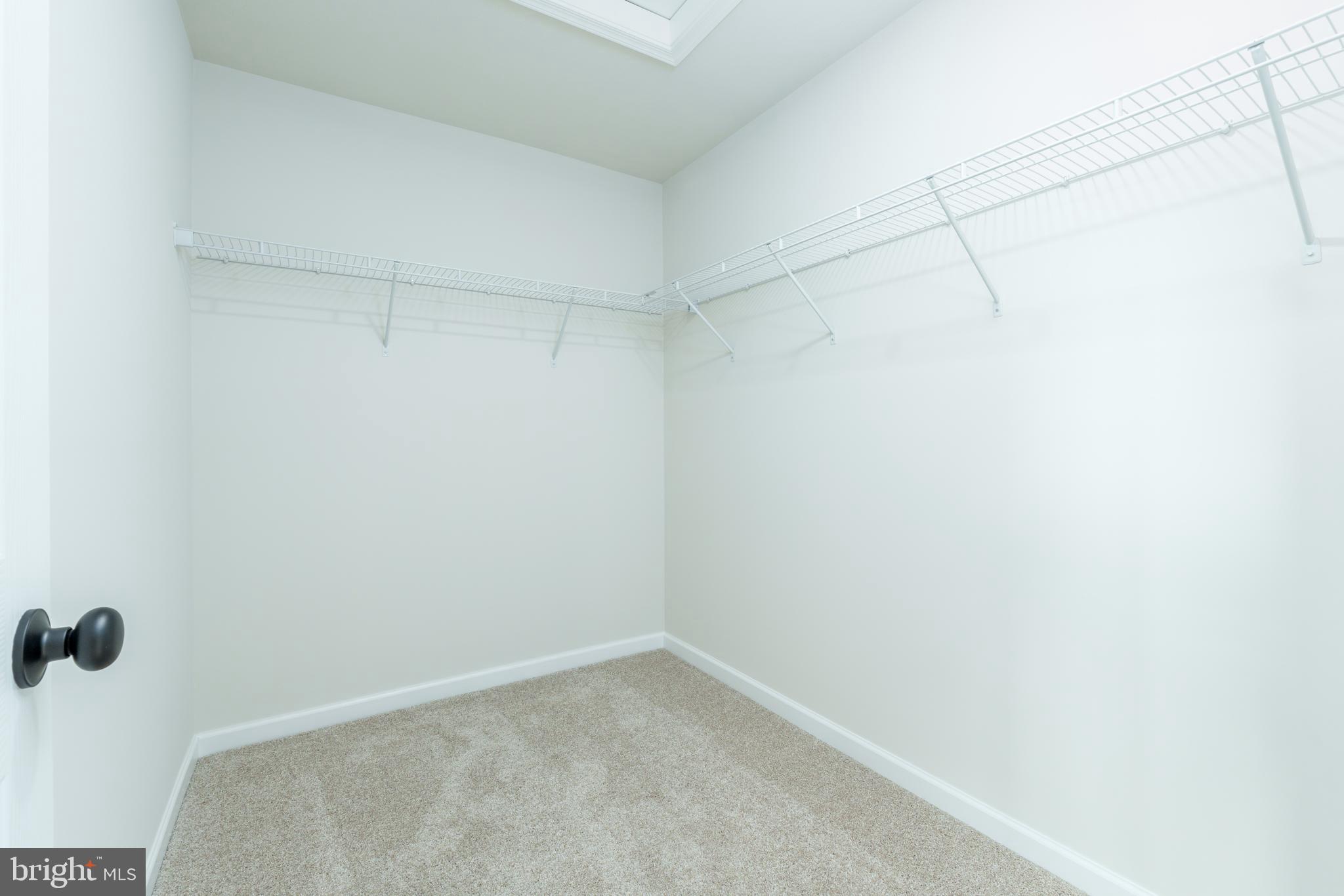 GRAYS POINTE - Residential