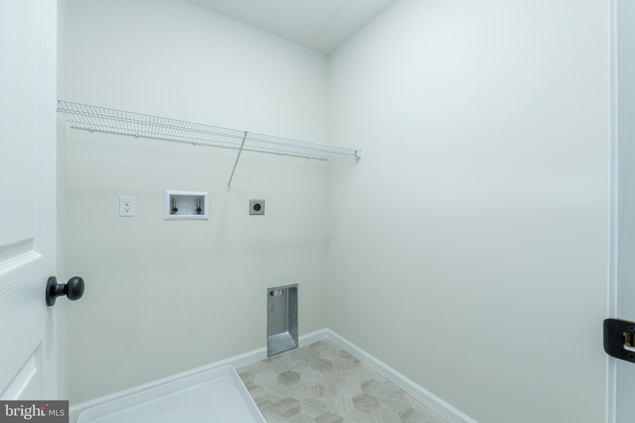 GRAYS POINTE - Residential