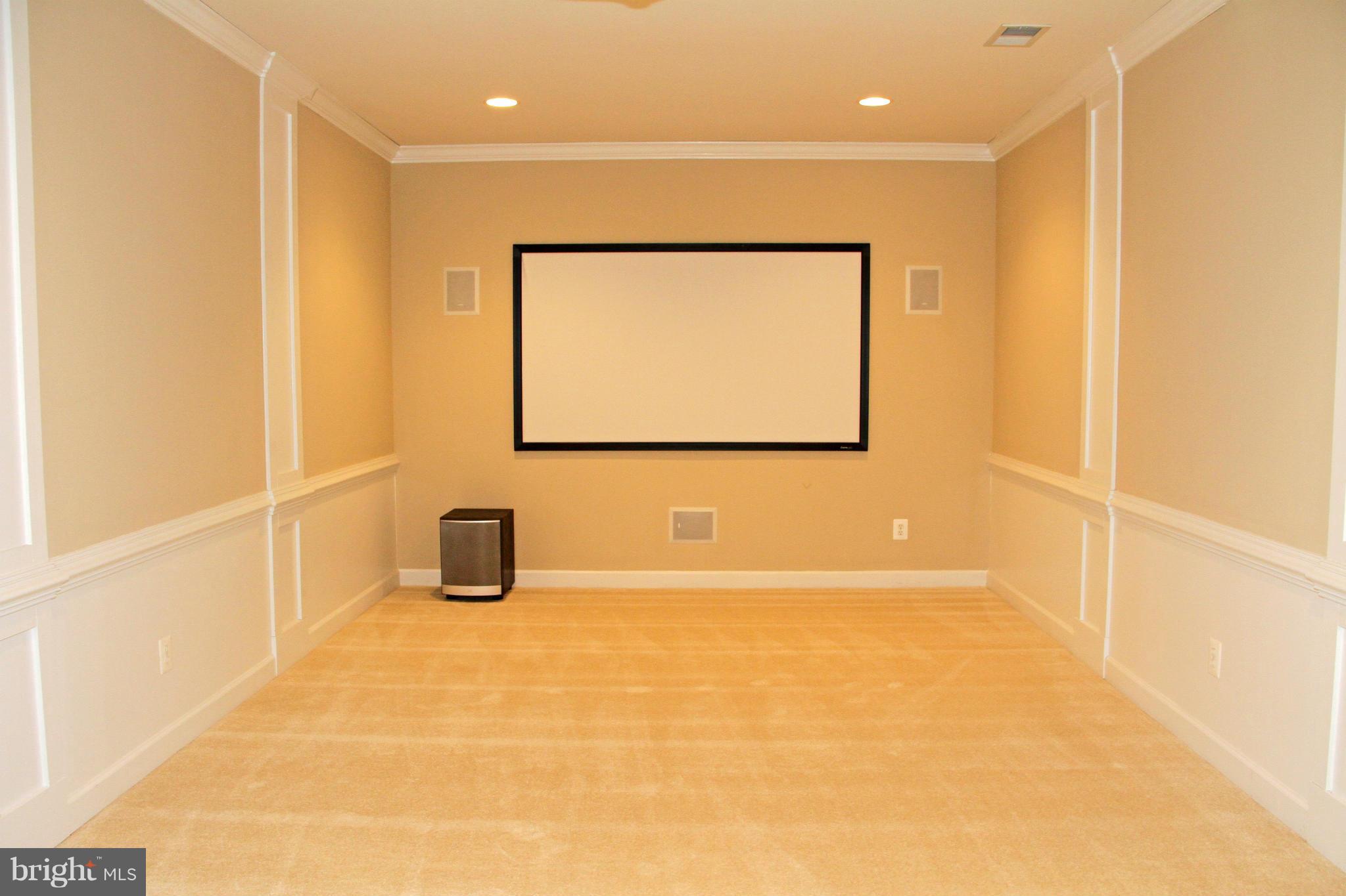 CLOISTERS OF FAIRFAX - Residential Lease