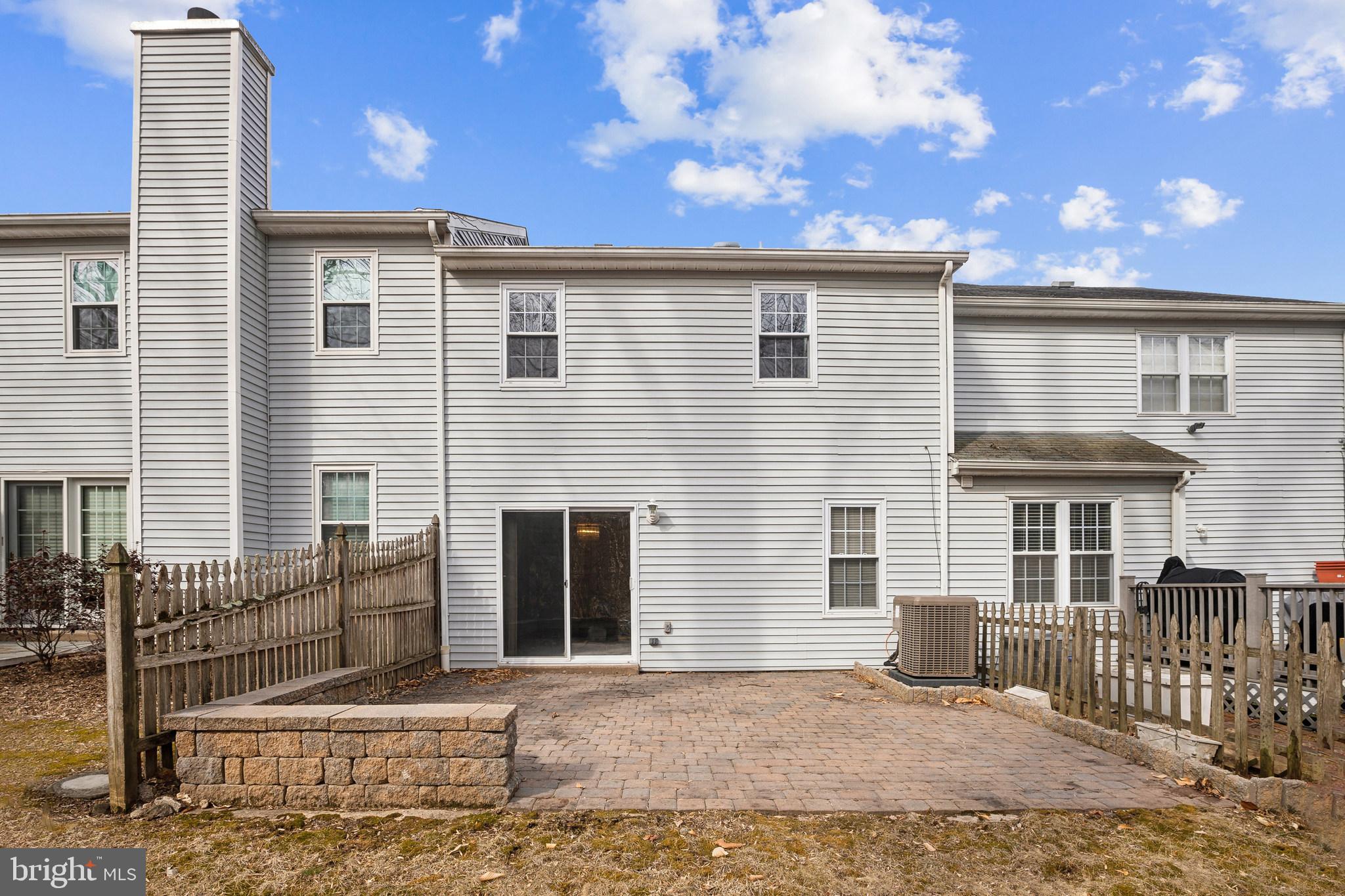 WOODLYN CROSSING - Residential