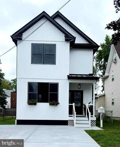 465 LAUREL STREET BEVERLY NJ 08010