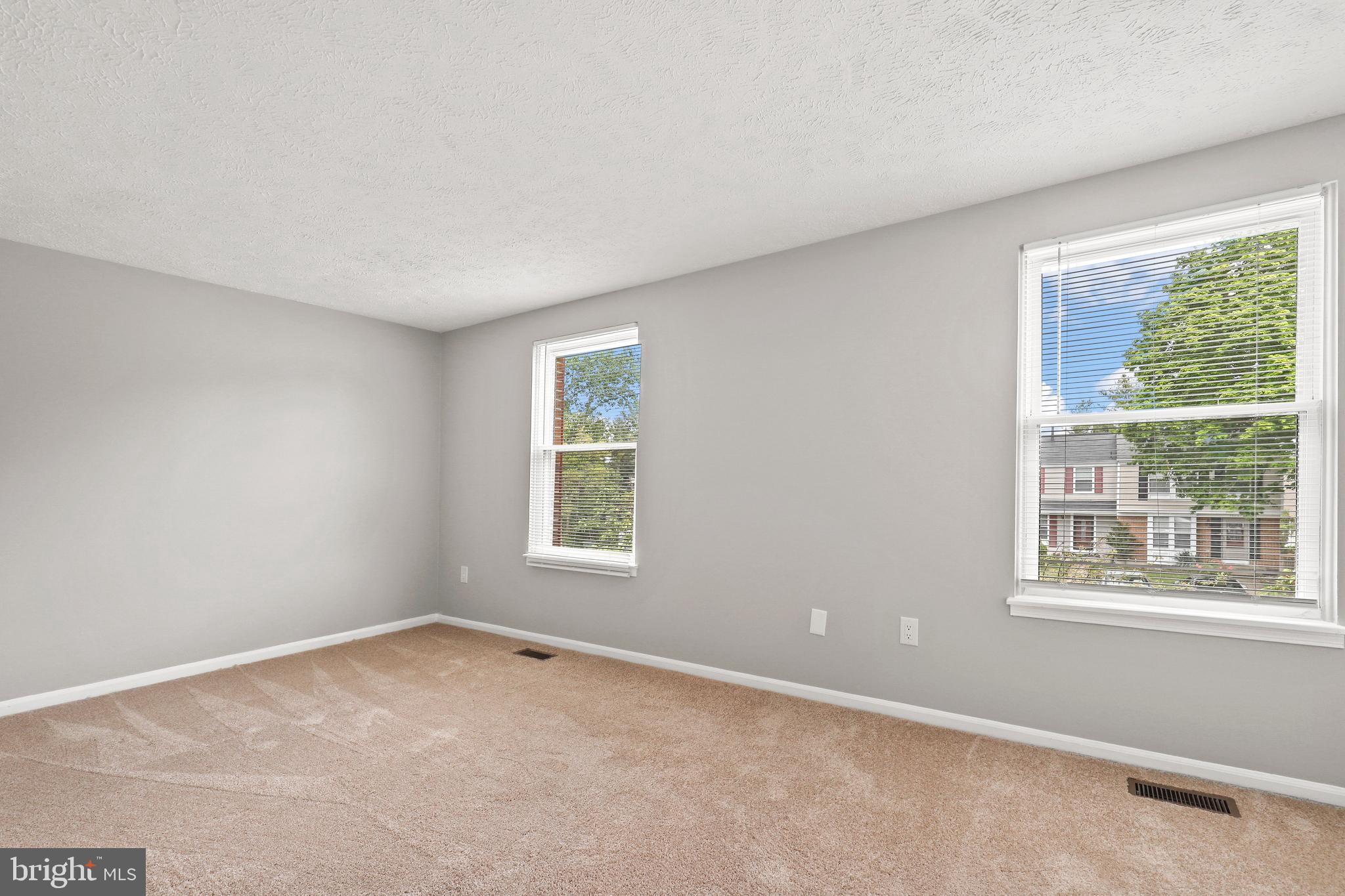 CAMBRIDGE SQUARE - Residential Lease