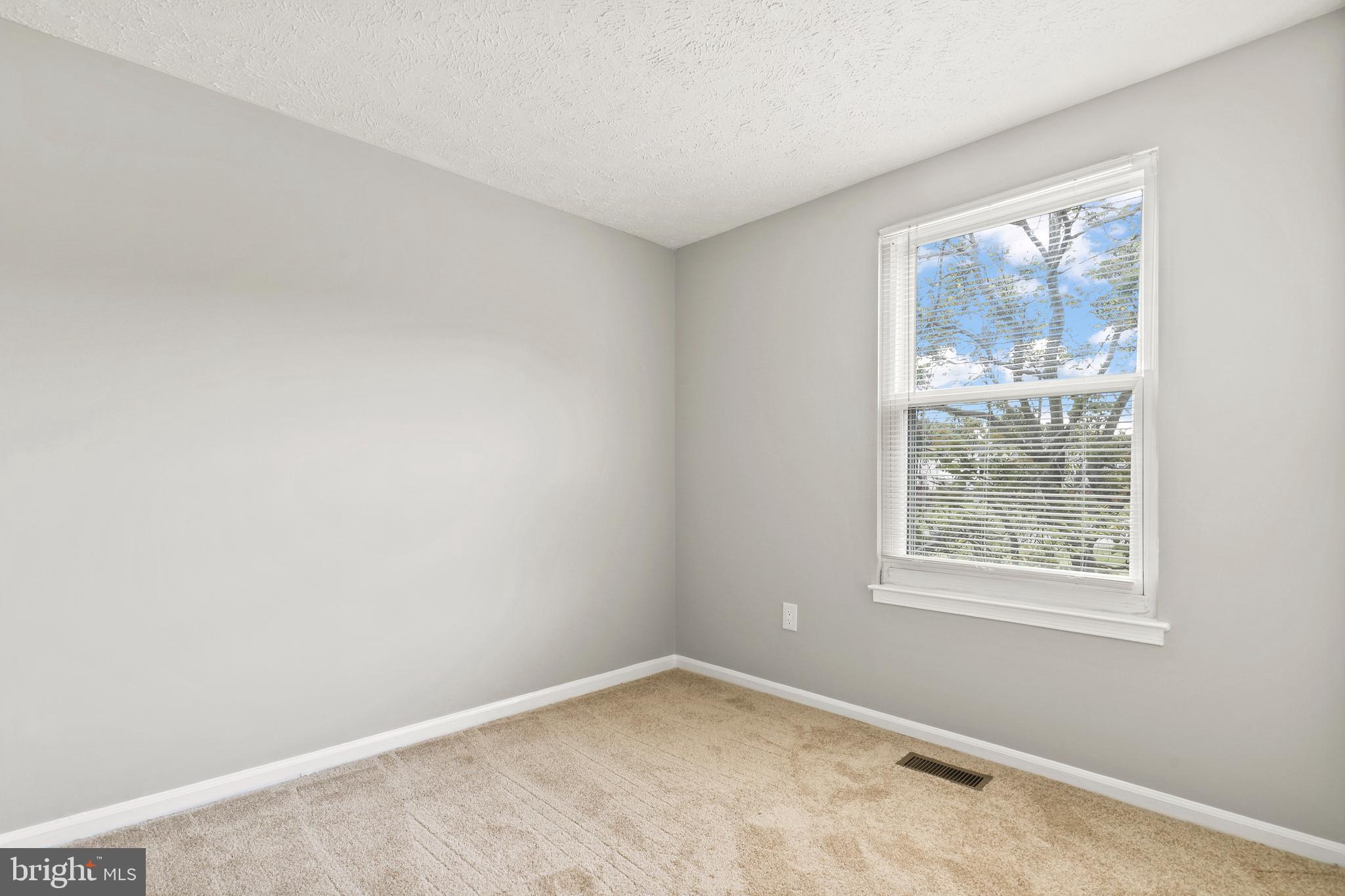 CAMBRIDGE SQUARE - Residential Lease