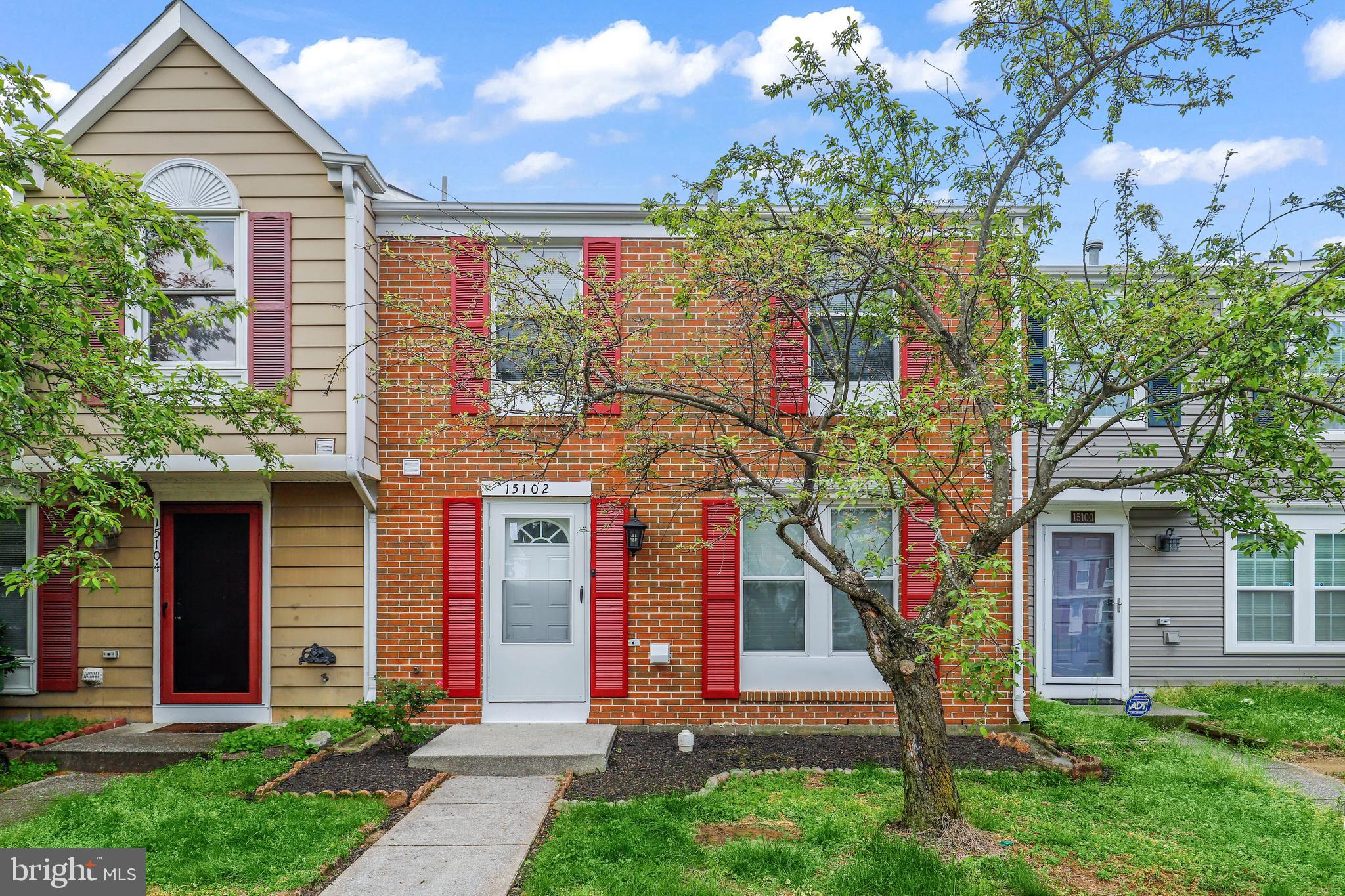 CAMBRIDGE SQUARE - Residential Lease