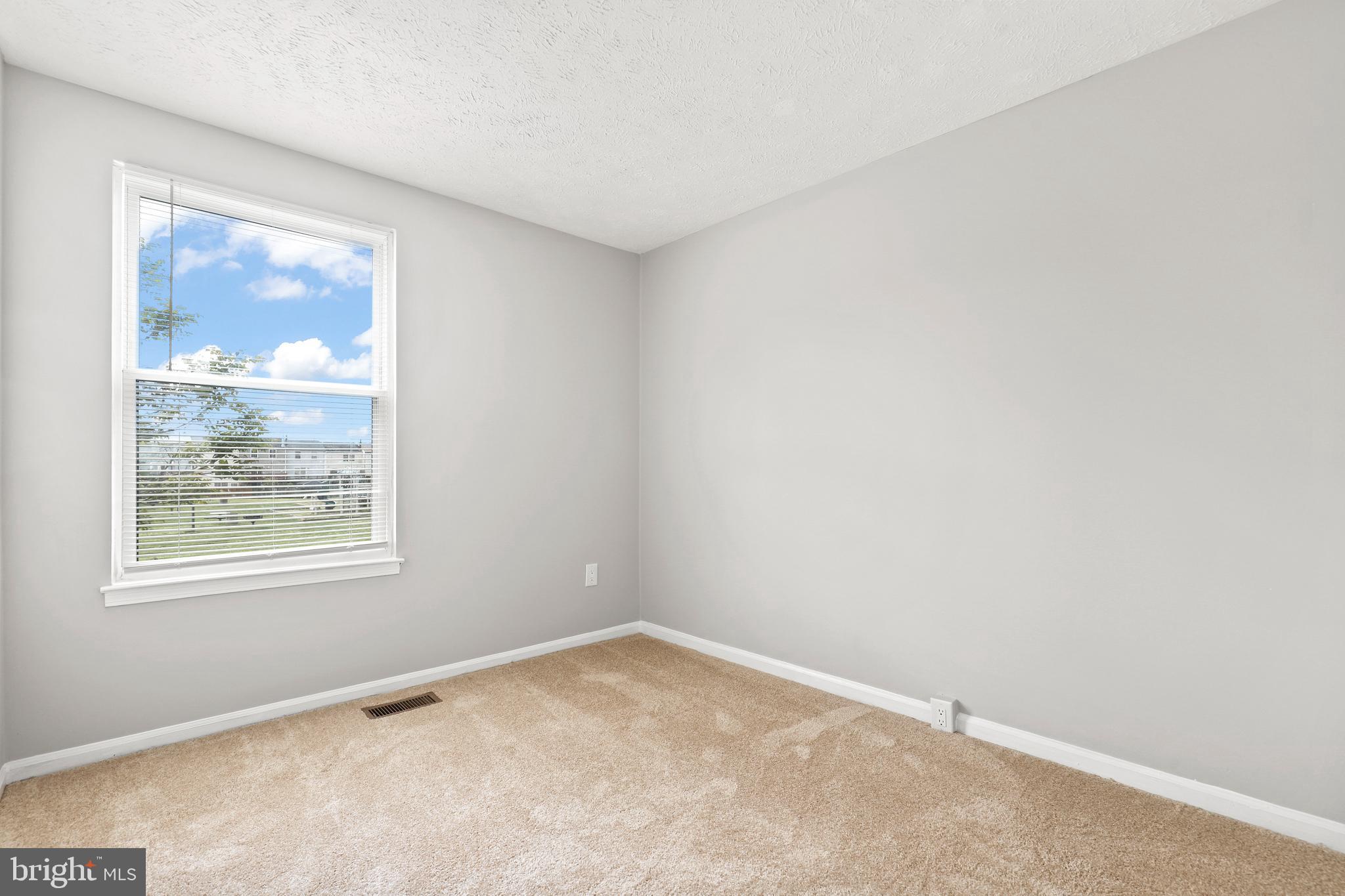 CAMBRIDGE SQUARE - Residential Lease