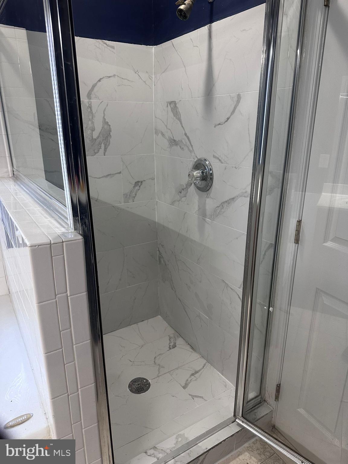 PERRYWOOD - Residential Lease