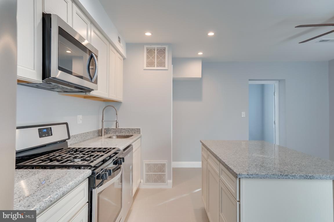 537 NEWCOMB STREET SE