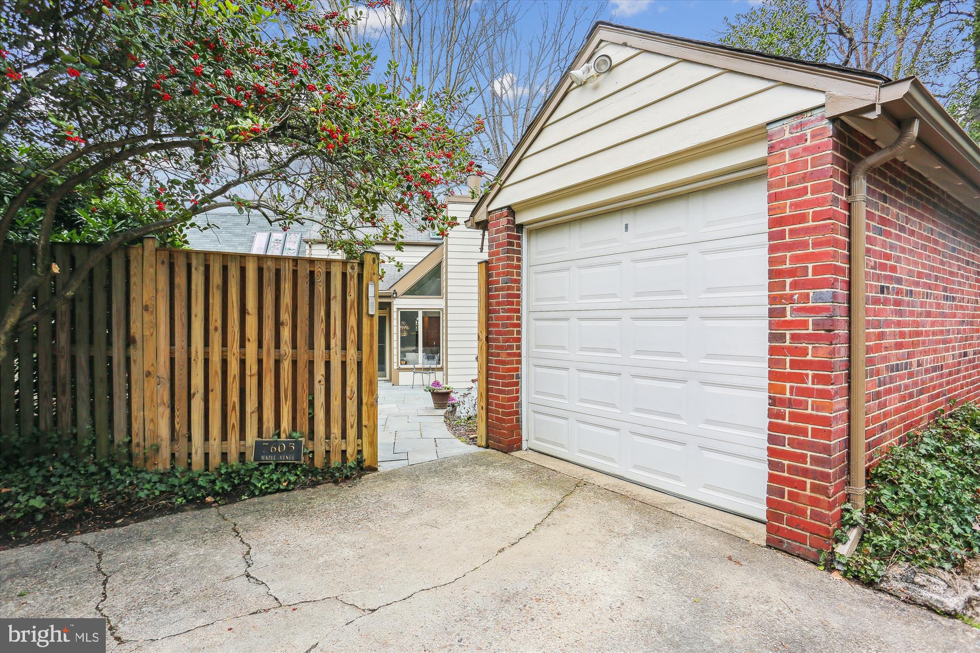 CHEVY CHASE PARK - Residential