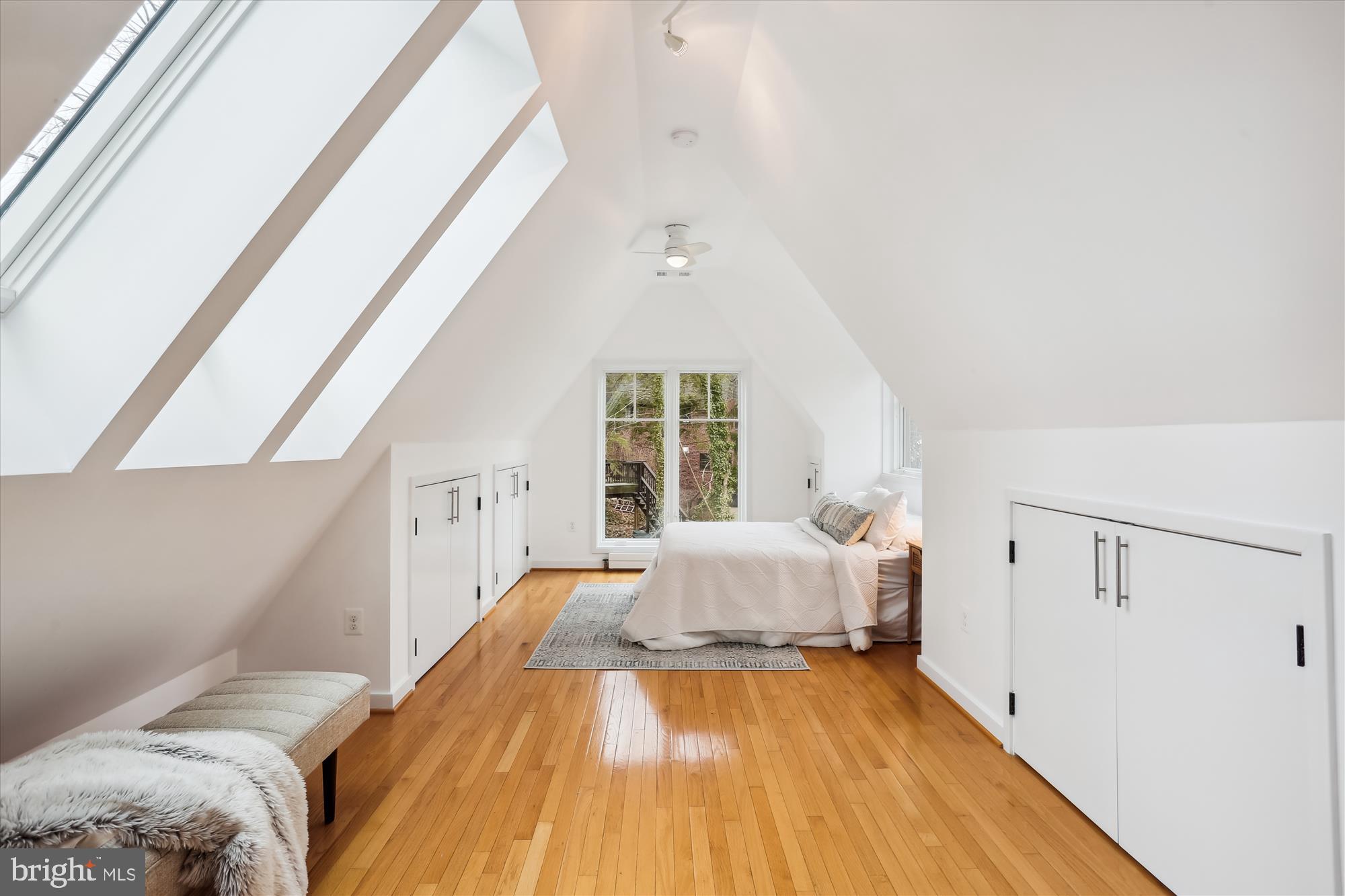 CHEVY CHASE PARK - Residential