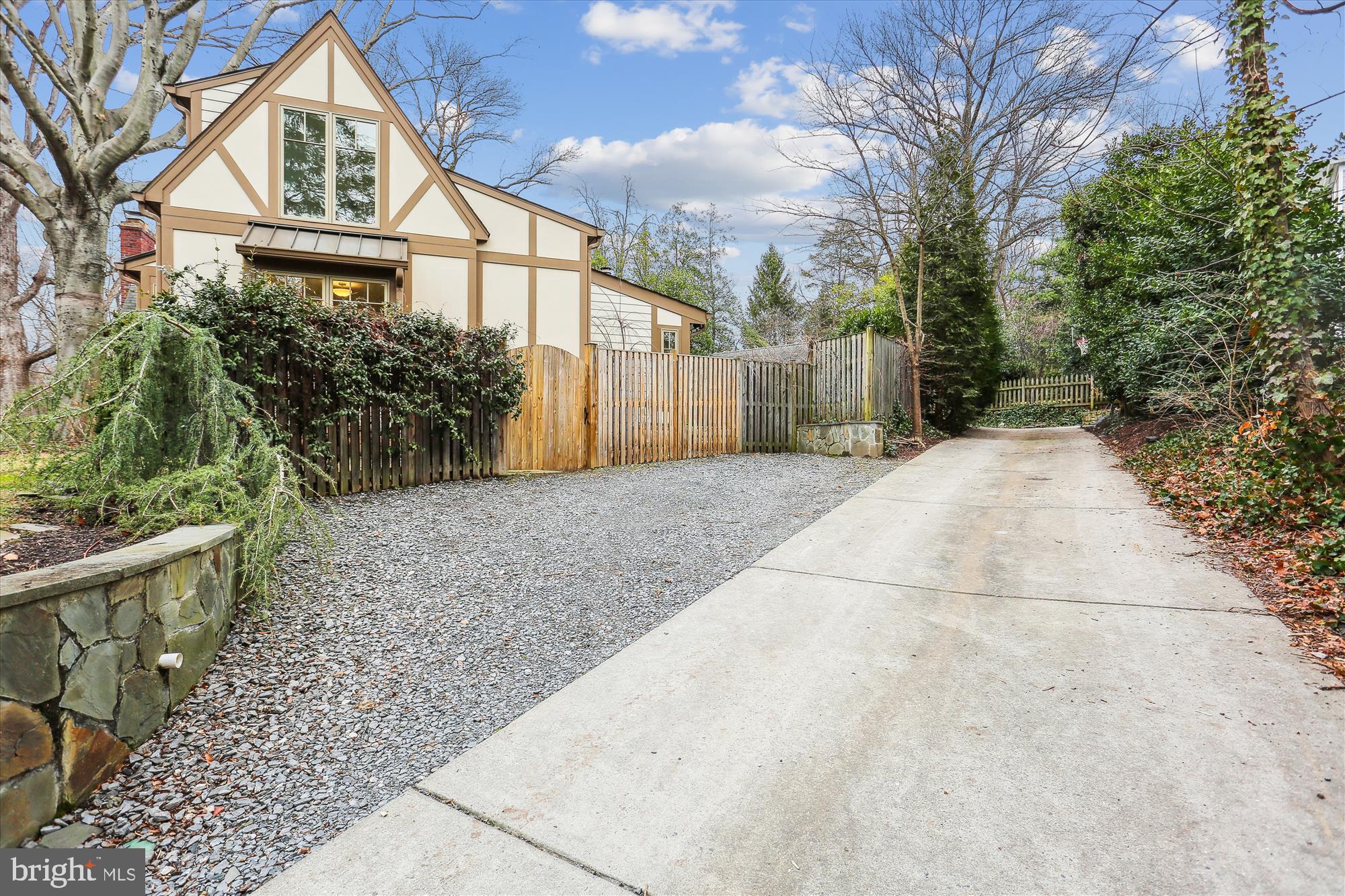 CHEVY CHASE PARK - Residential