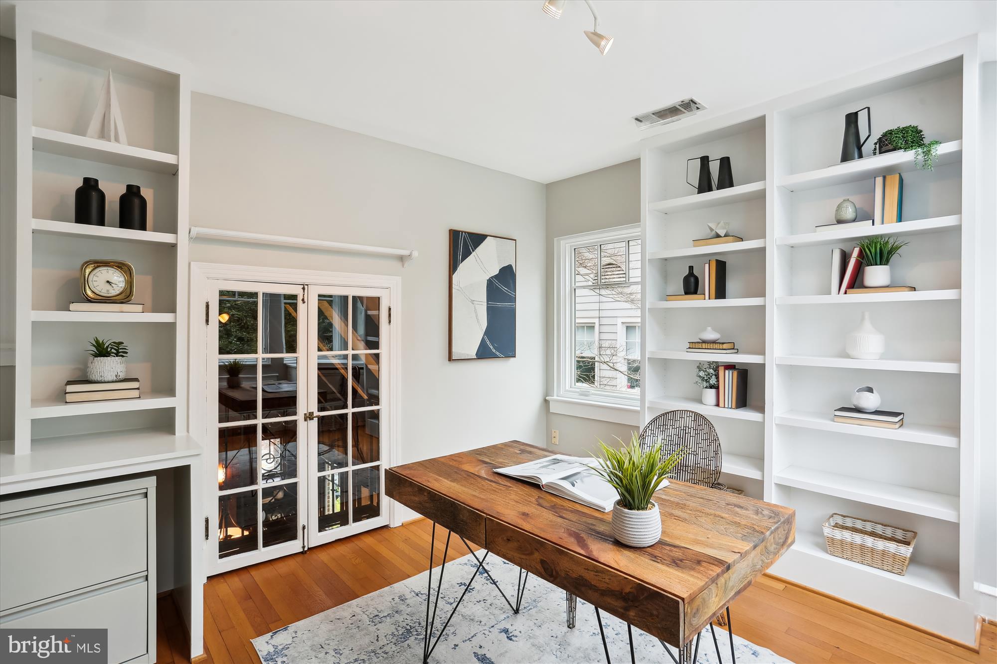 CHEVY CHASE PARK - Residential