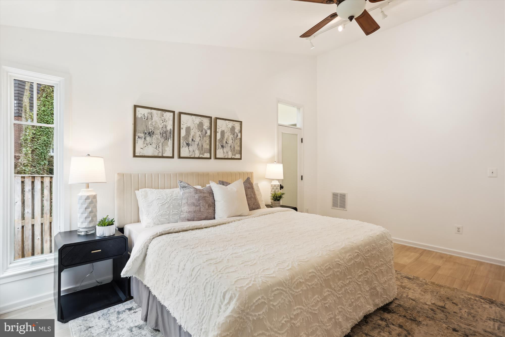 CHEVY CHASE PARK - Residential