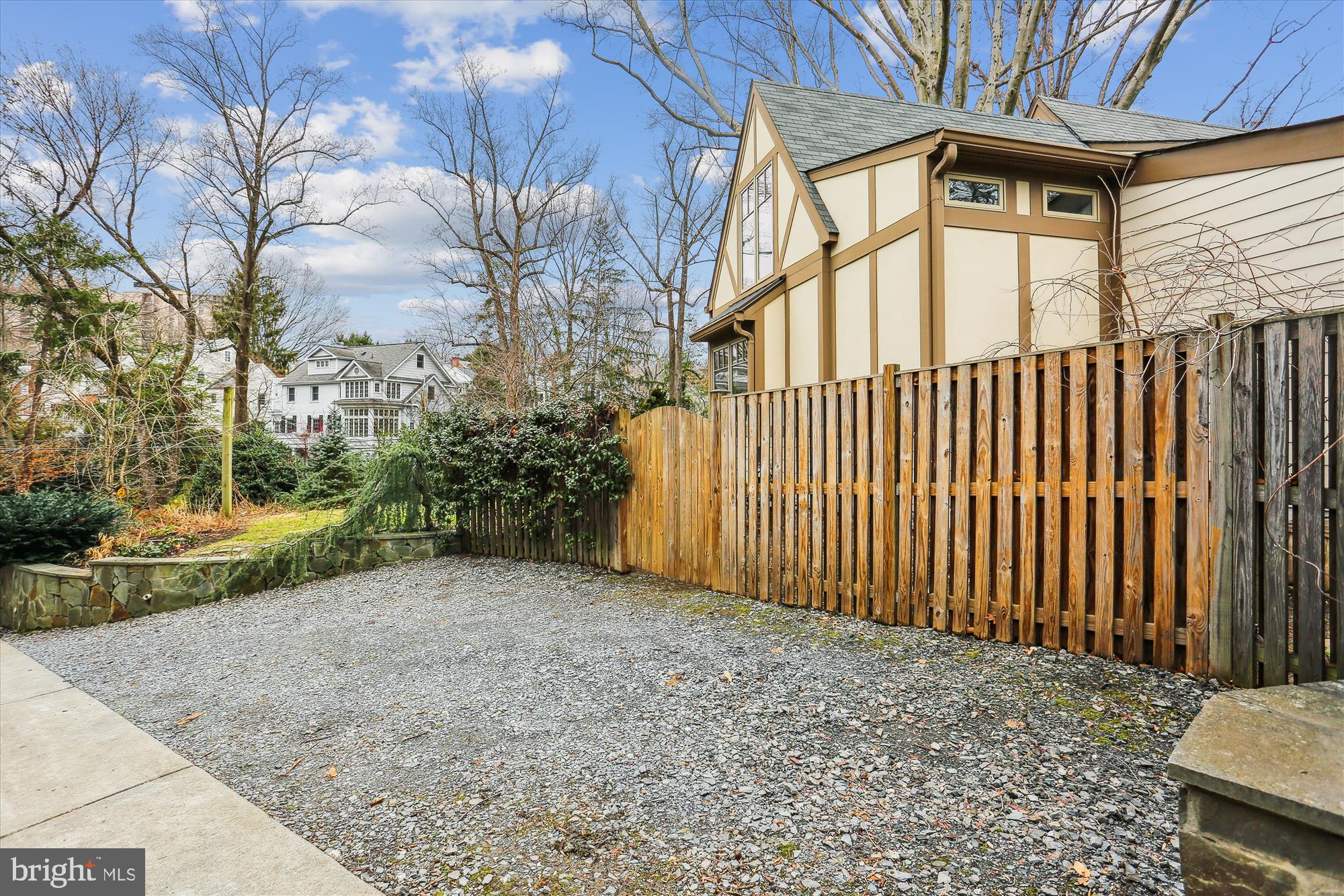 CHEVY CHASE PARK - Residential