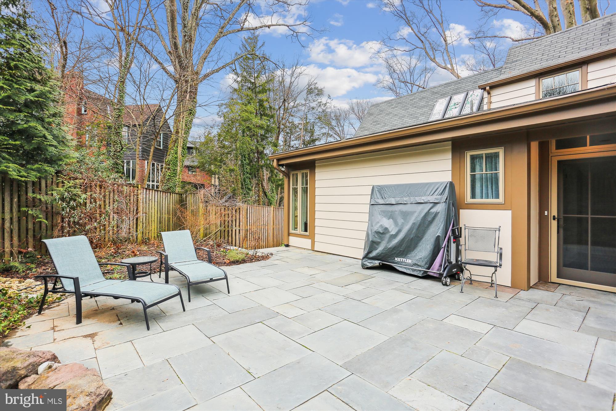 CHEVY CHASE PARK - Residential