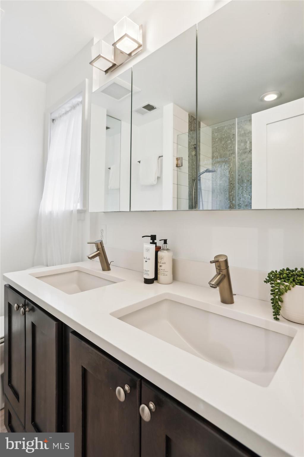 CHEVY CHASE PARK - Residential