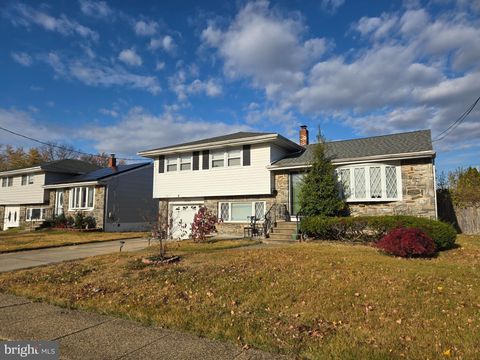 5445 HOMESTEAD AVENUE PENNSAUKEN NJ 08109