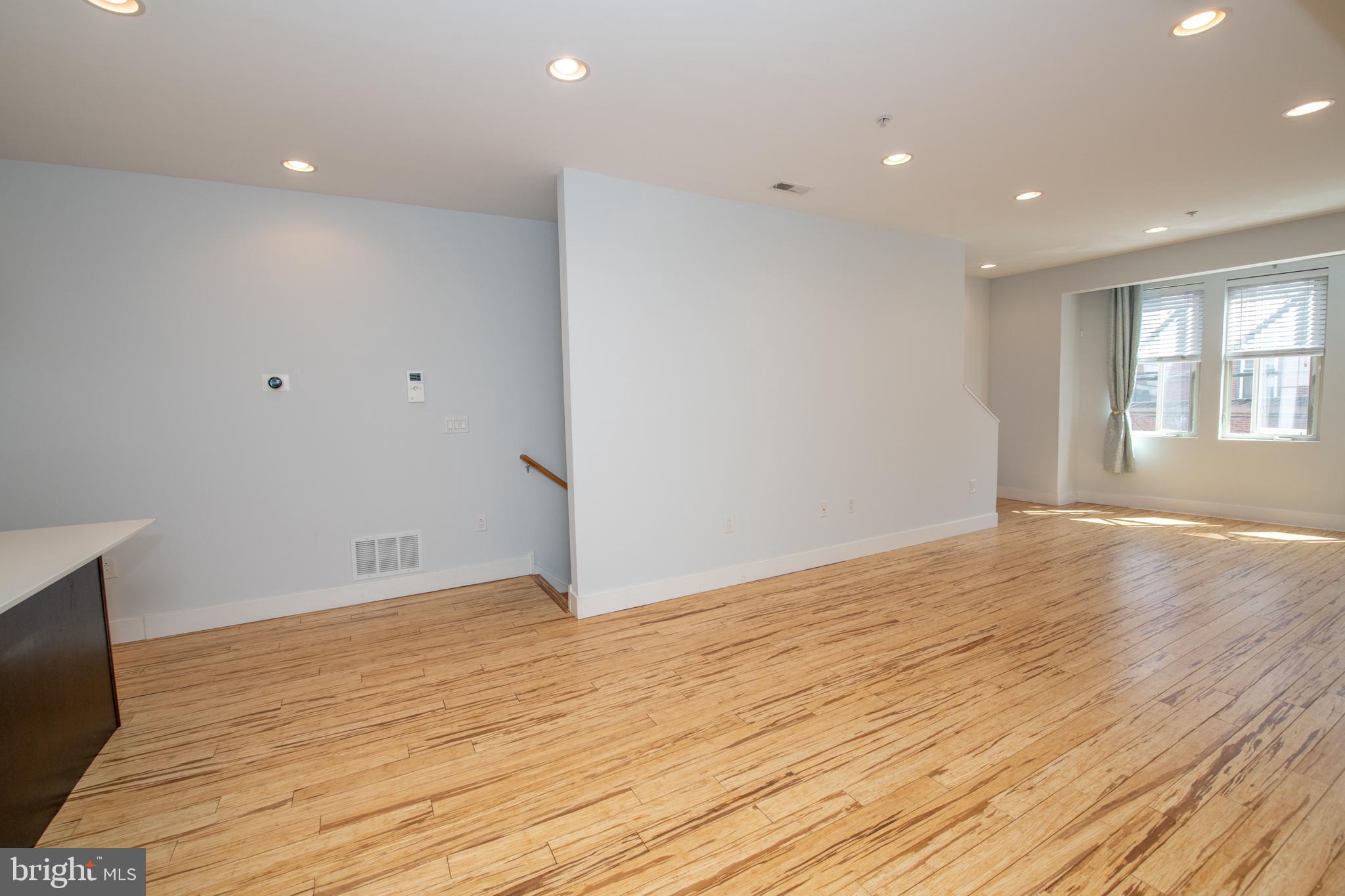 FAIRMOUNT - Residential