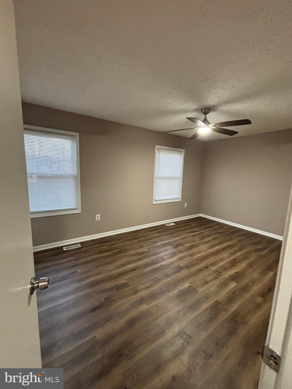 HILLCREST TOWNE - Residential