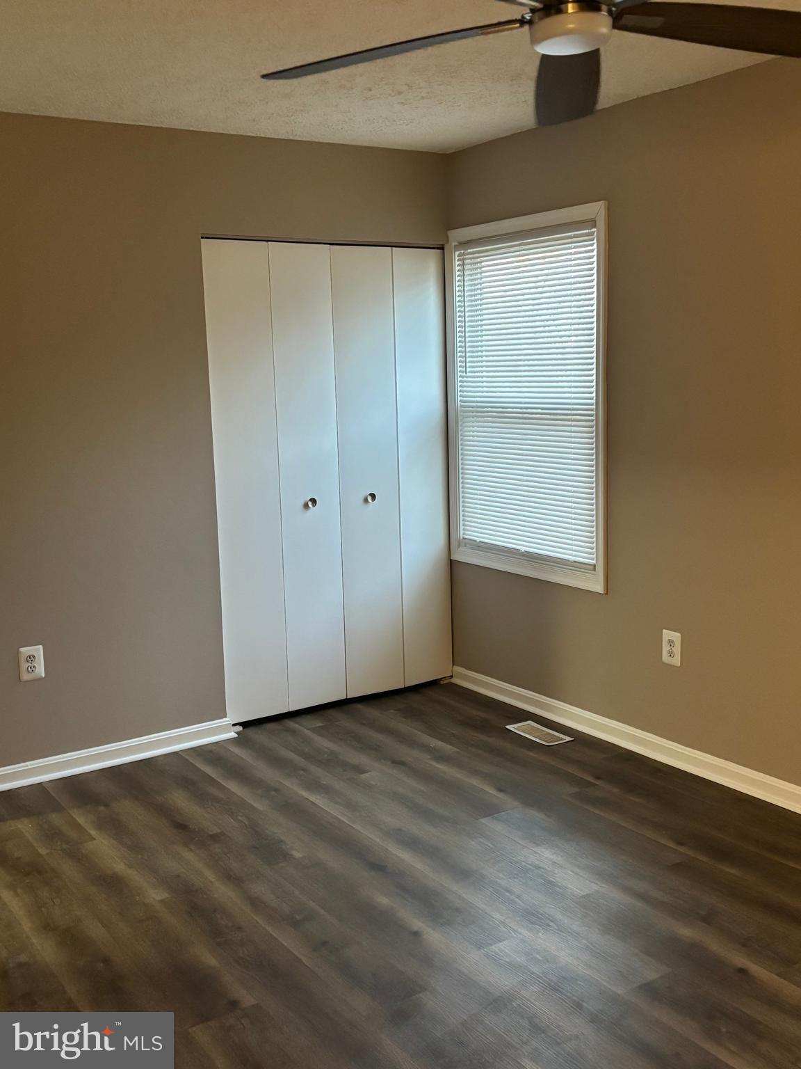 HILLCREST TOWNE - Residential