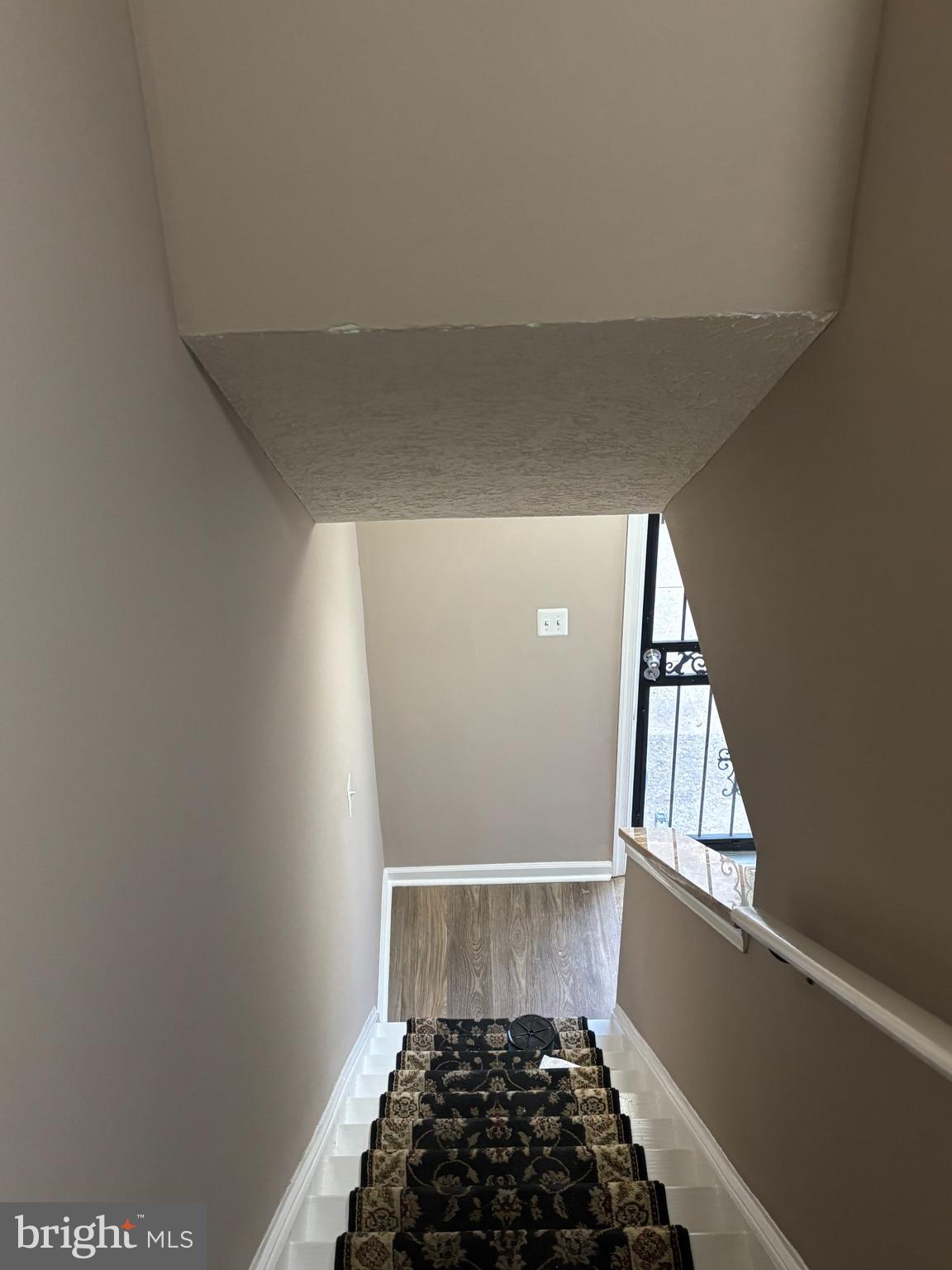 HILLCREST TOWNE - Residential