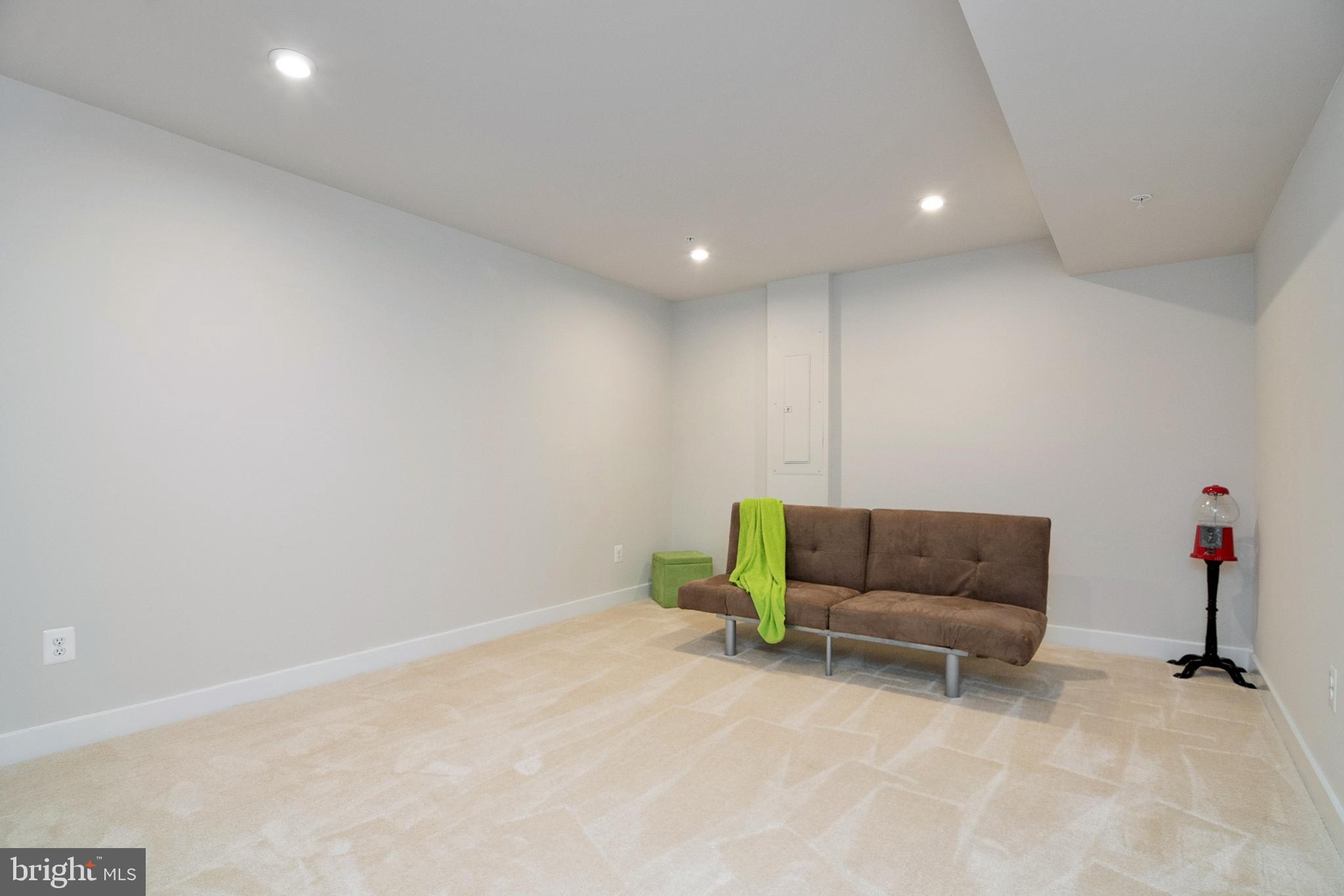 POTOMAC SHORES - Residential