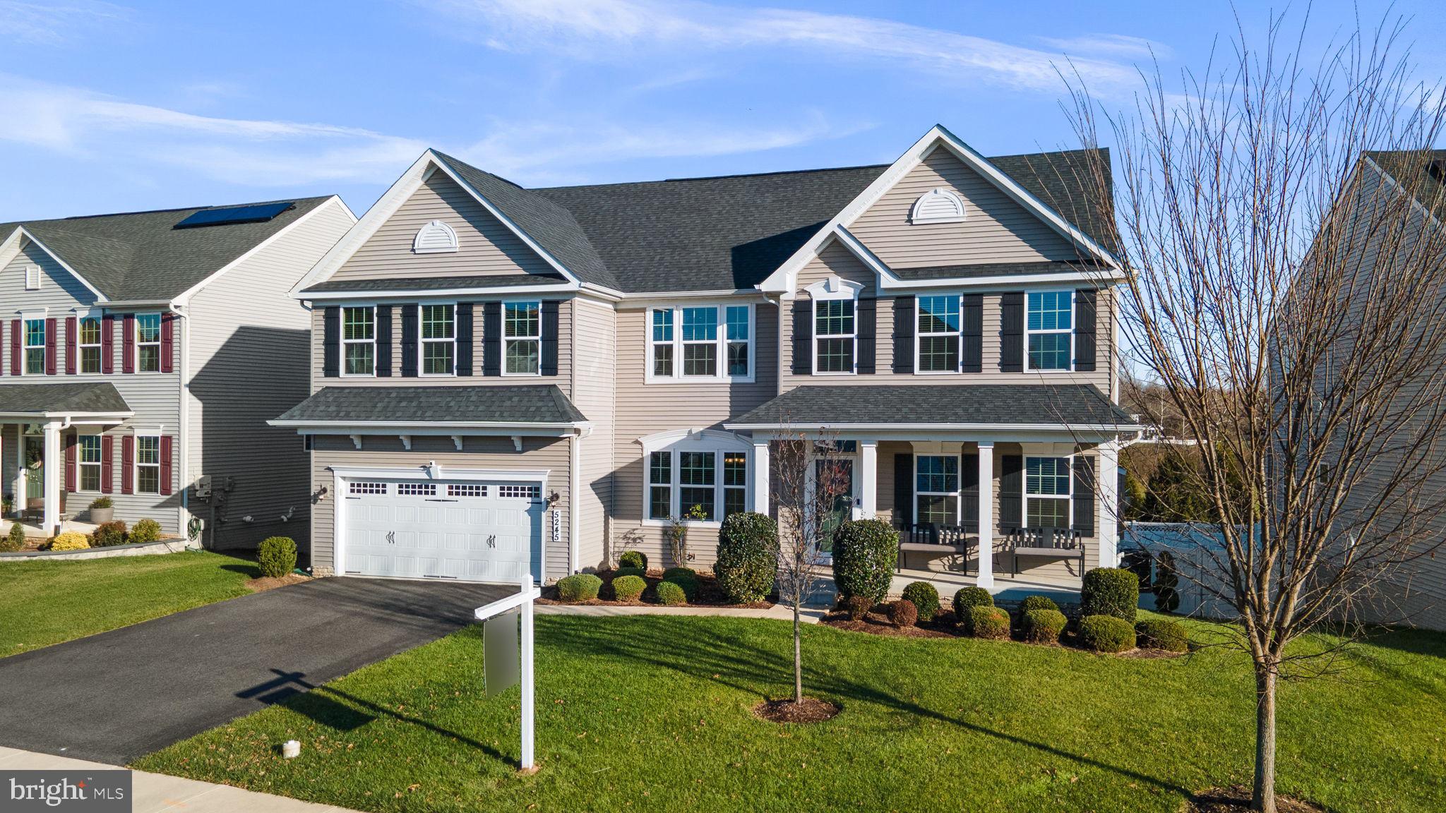 5245 RED MAPLE DRIVE