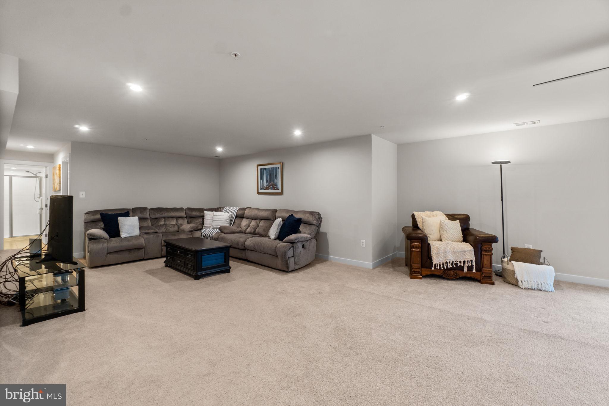 BALLENGER RUN - Residential