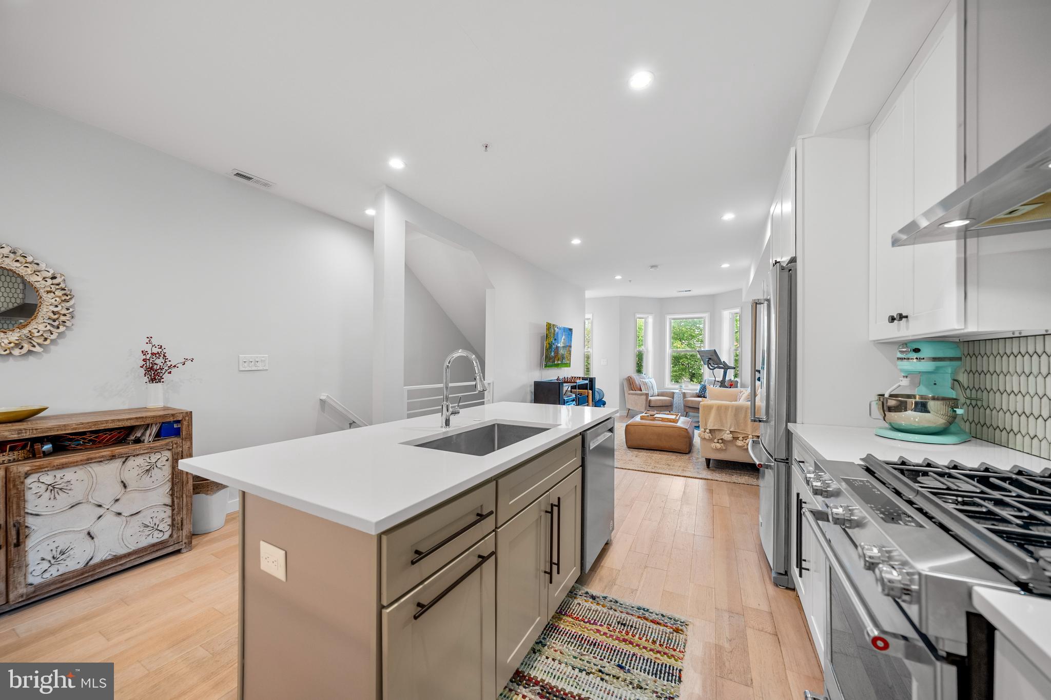 731 FAIRMONT STREET NW 2