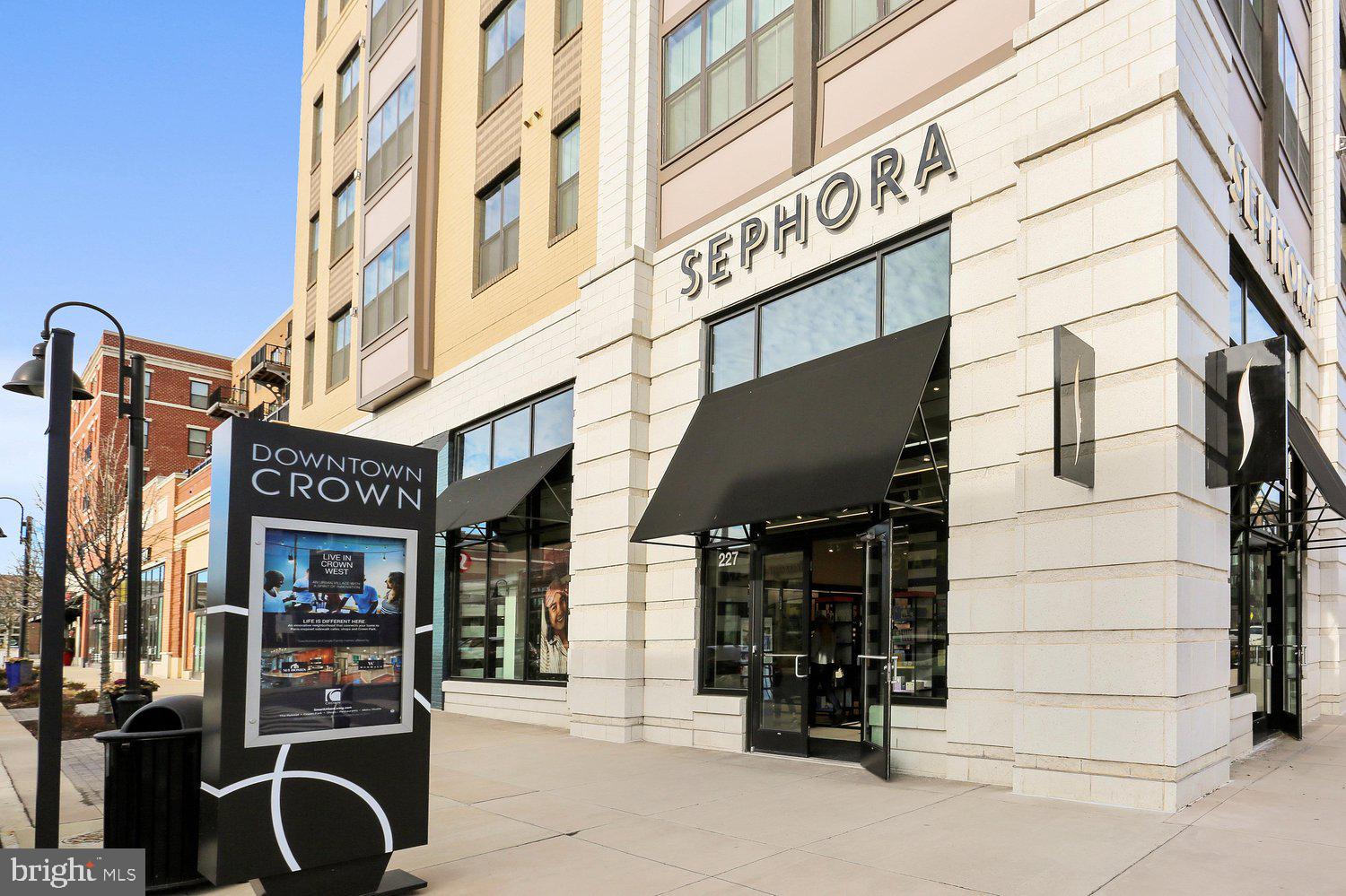 CROWN POINTE - Residential