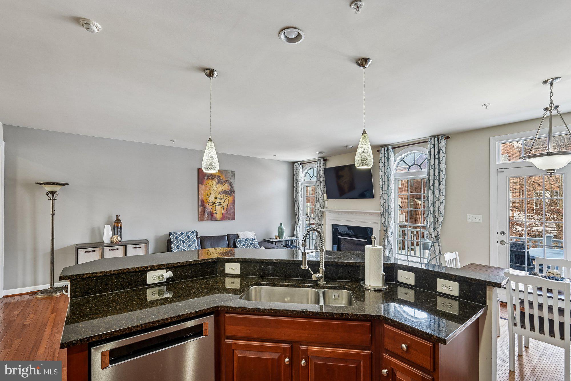 CROWN POINTE - Residential