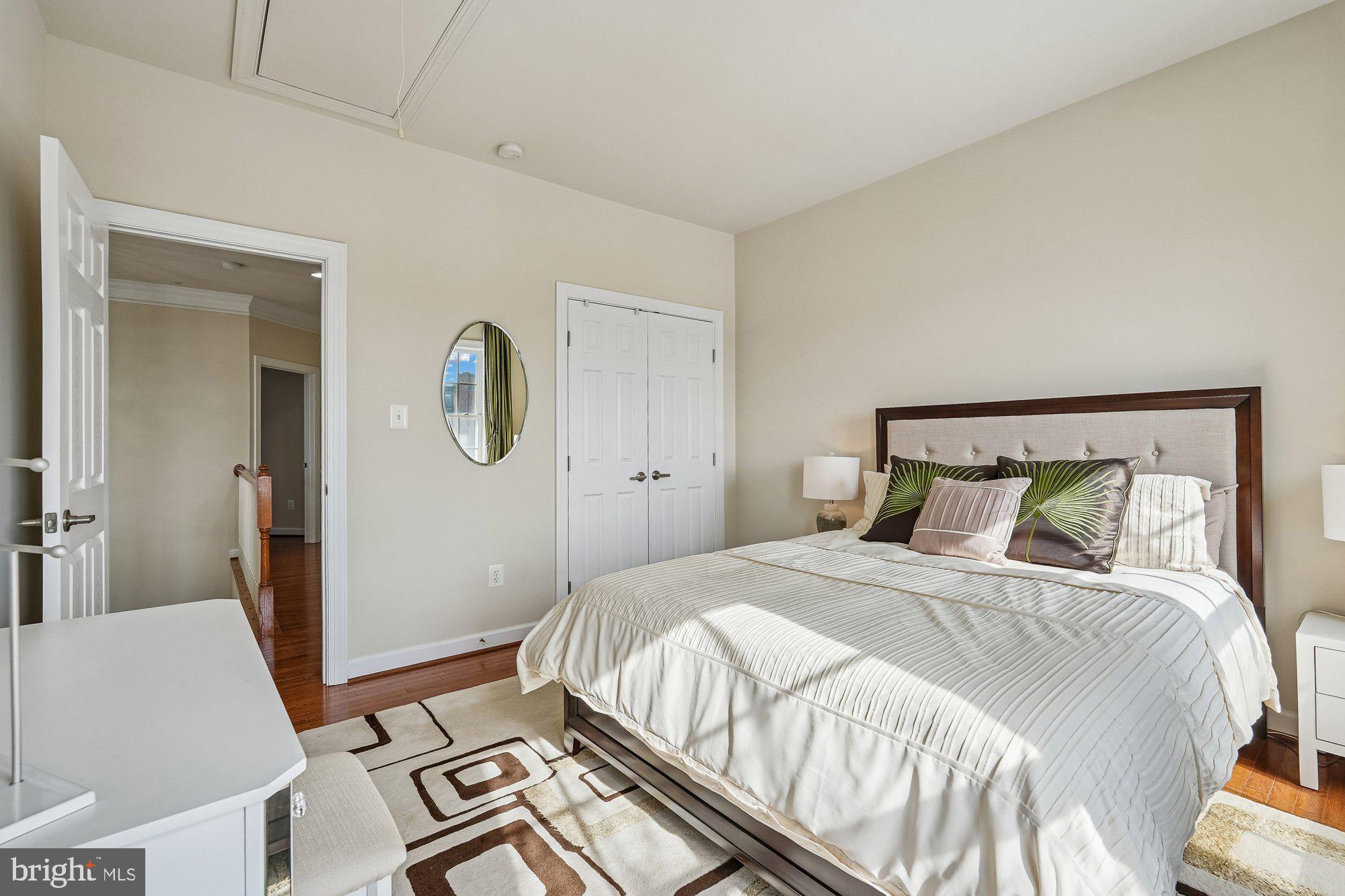 CROWN POINTE - Residential