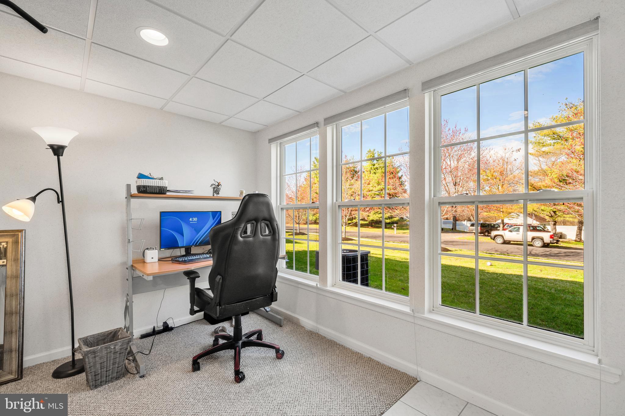 COUNTRY CLUB - Residential