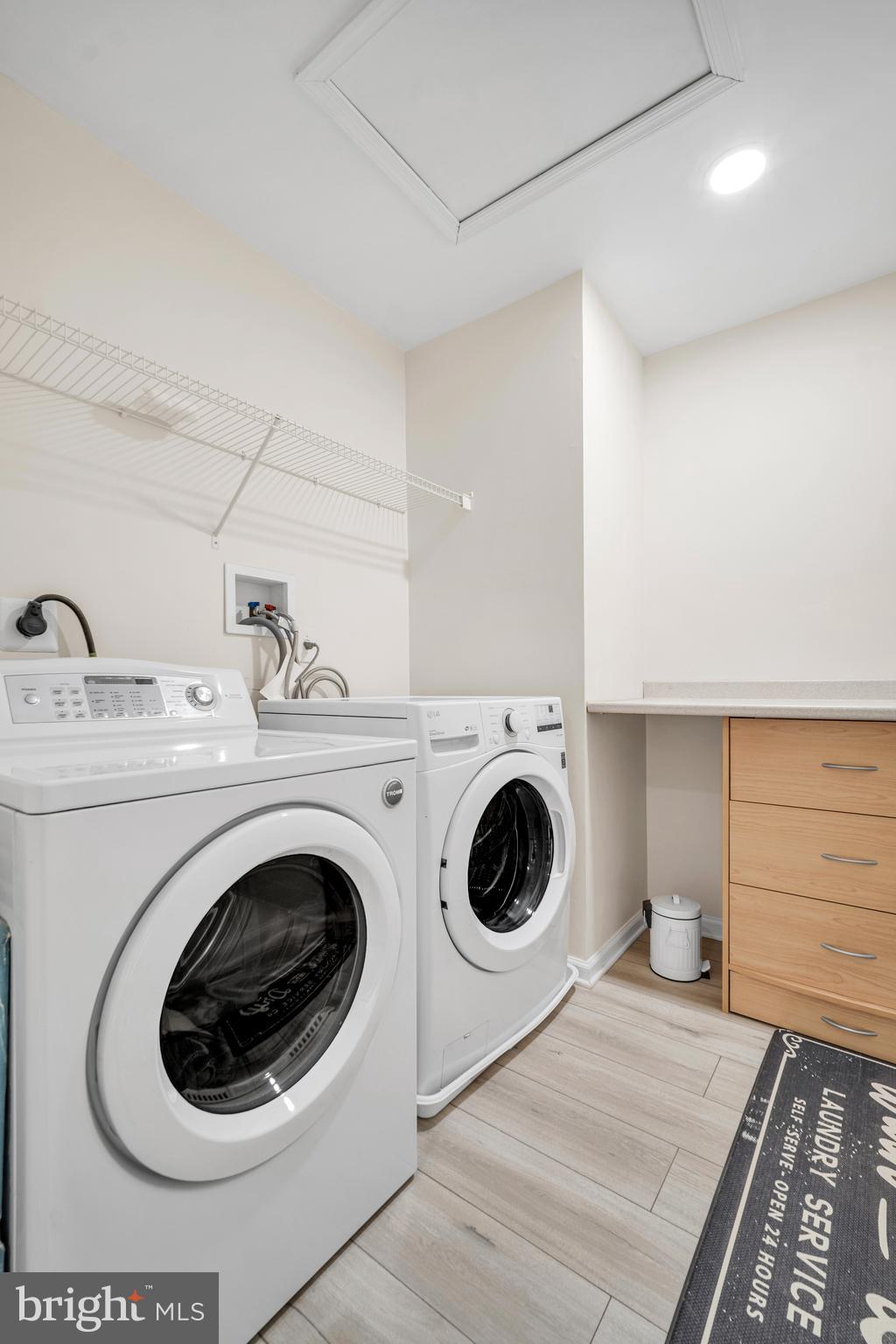 COUNTRY CLUB - Residential