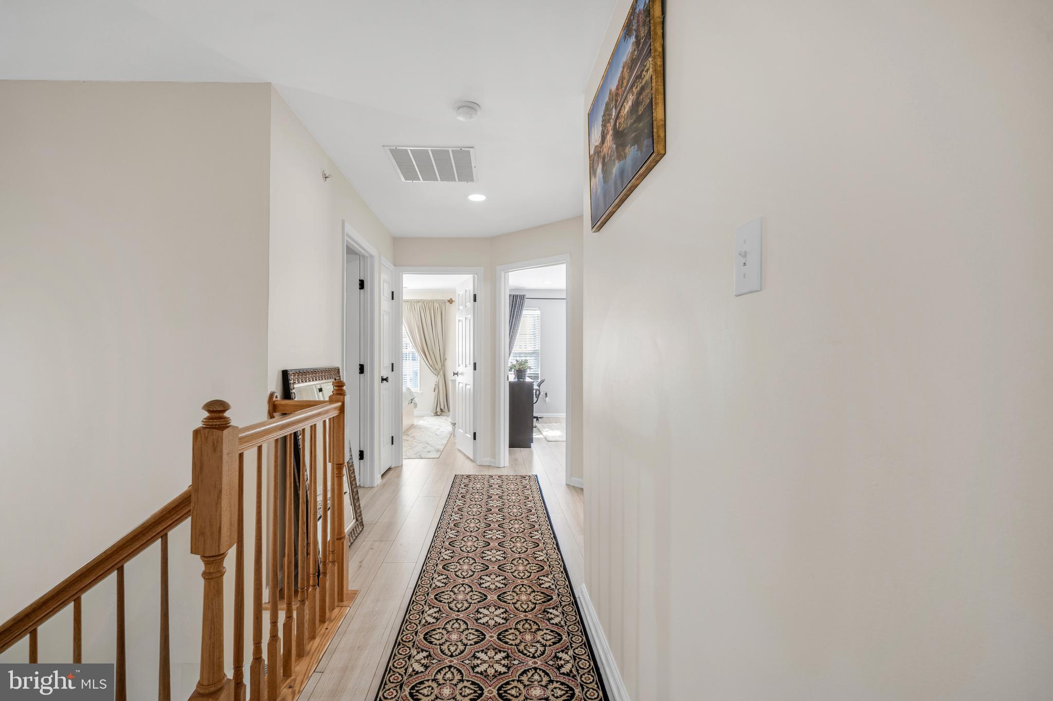 COUNTRY CLUB - Residential