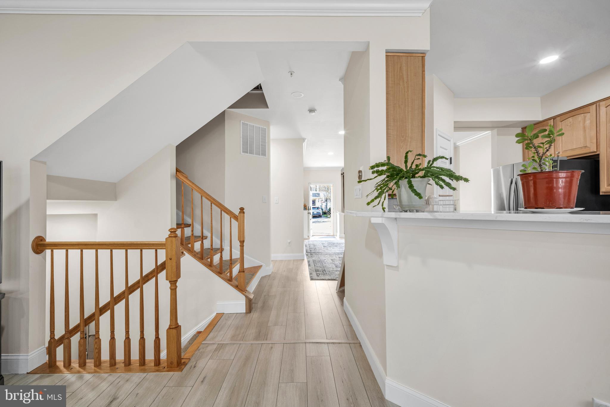 COUNTRY CLUB - Residential