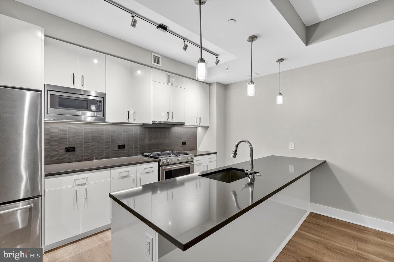 88 V STREET SW 509